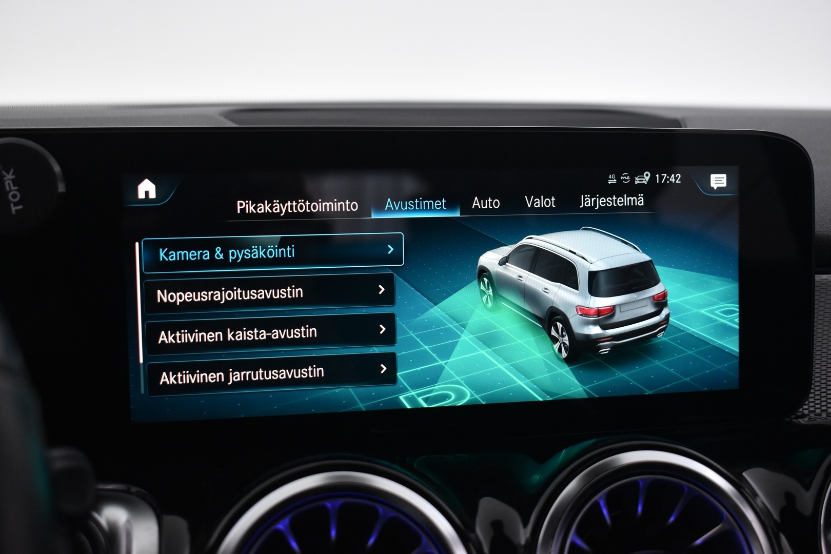 MERCEDES-BENZ GLB 2021