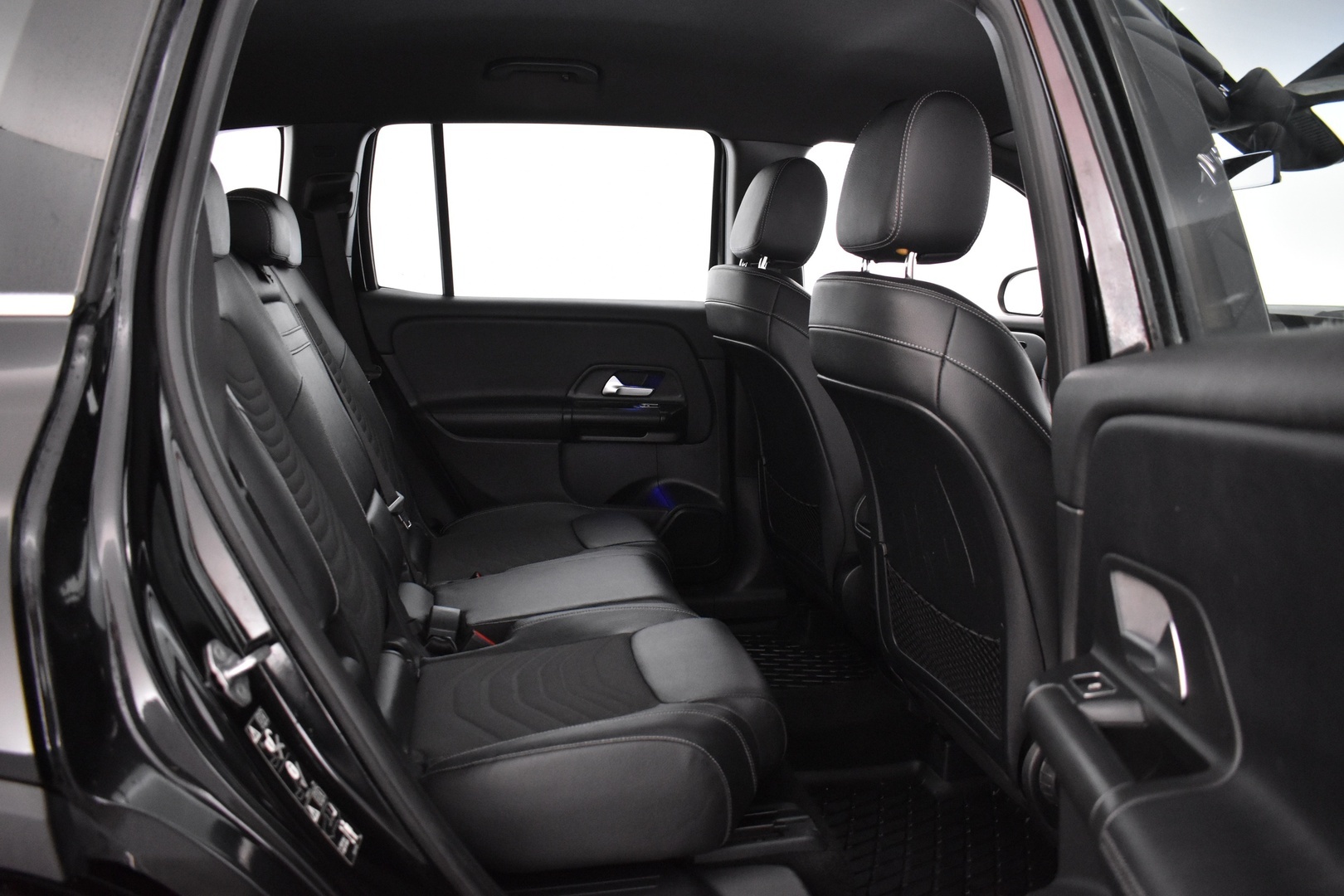 MERCEDES-BENZ GLB 2021