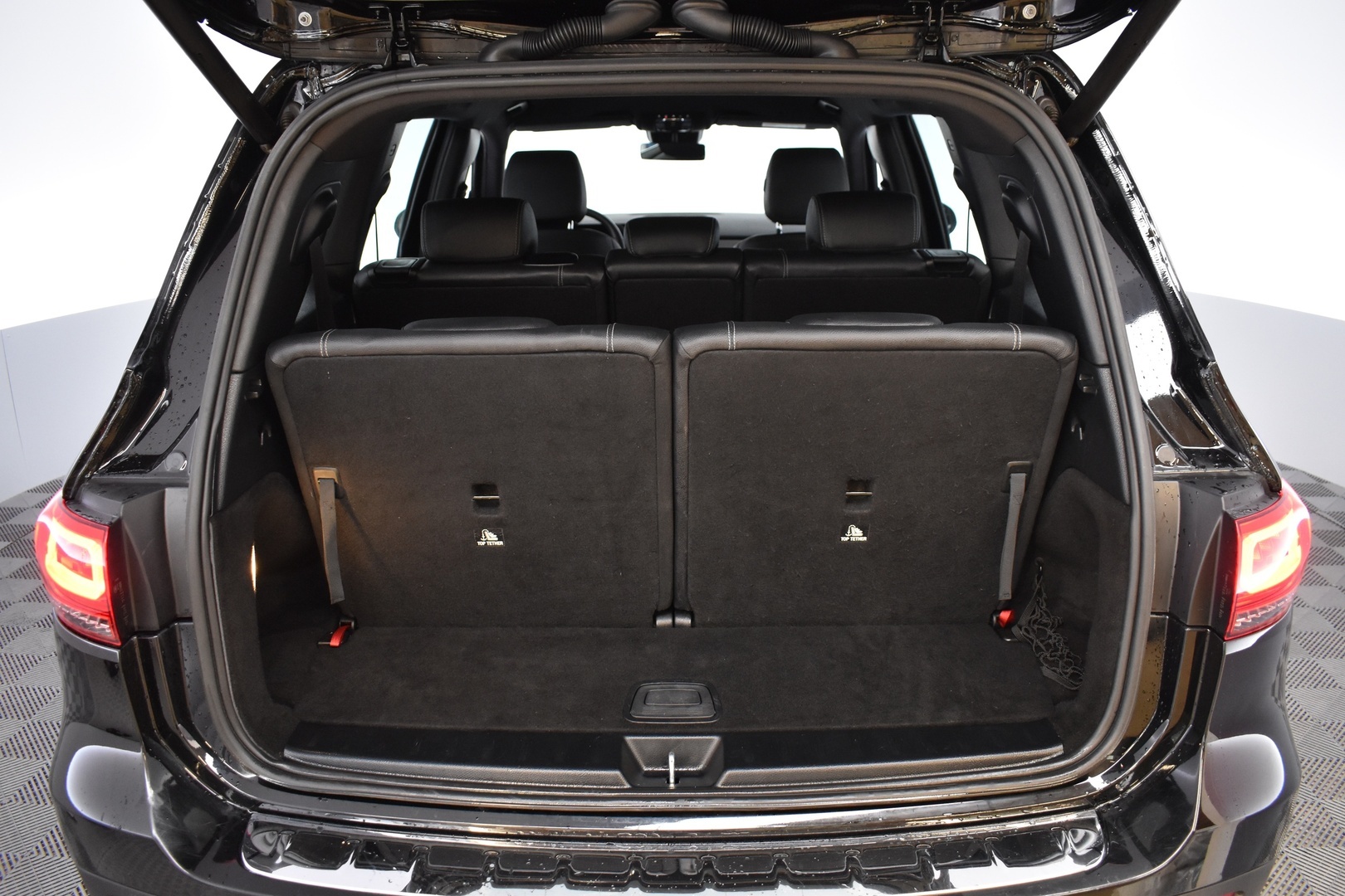 MERCEDES-BENZ GLB 2021