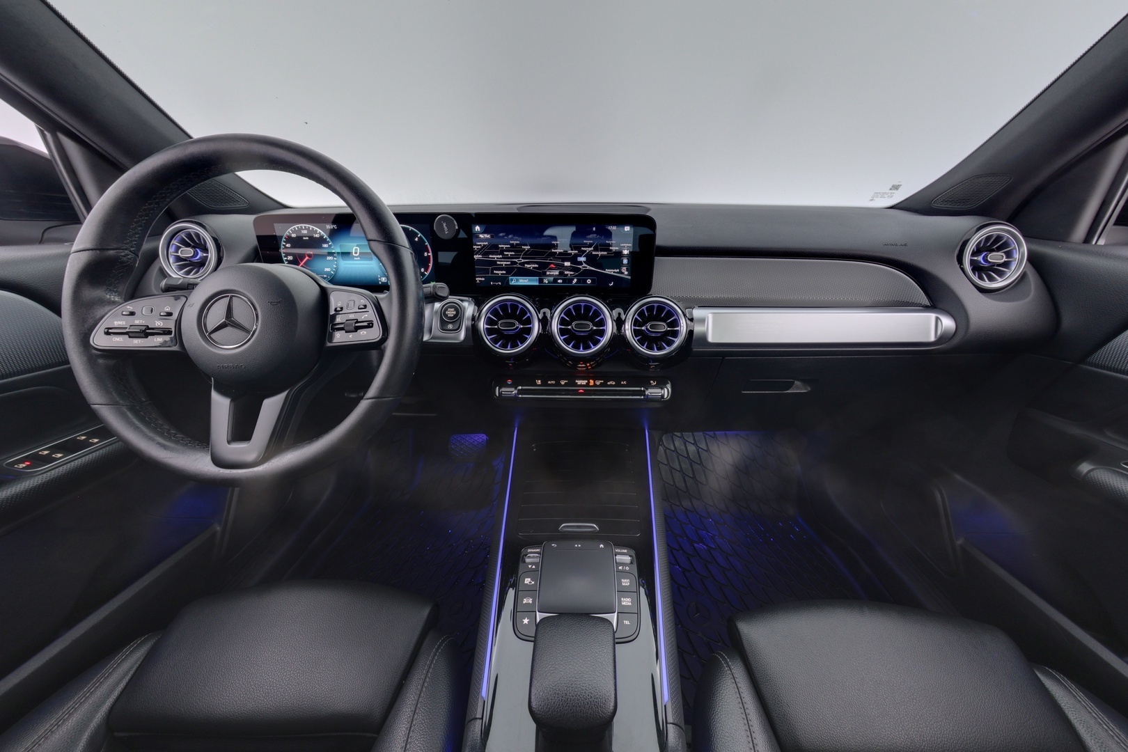 MERCEDES-BENZ GLB 2021