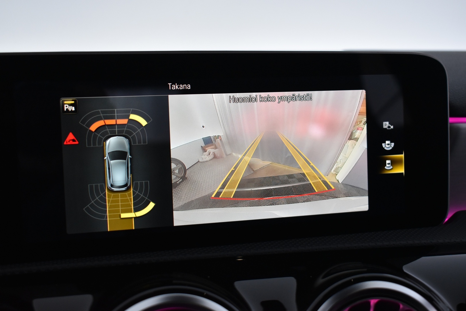 MERCEDES-BENZ A 2018