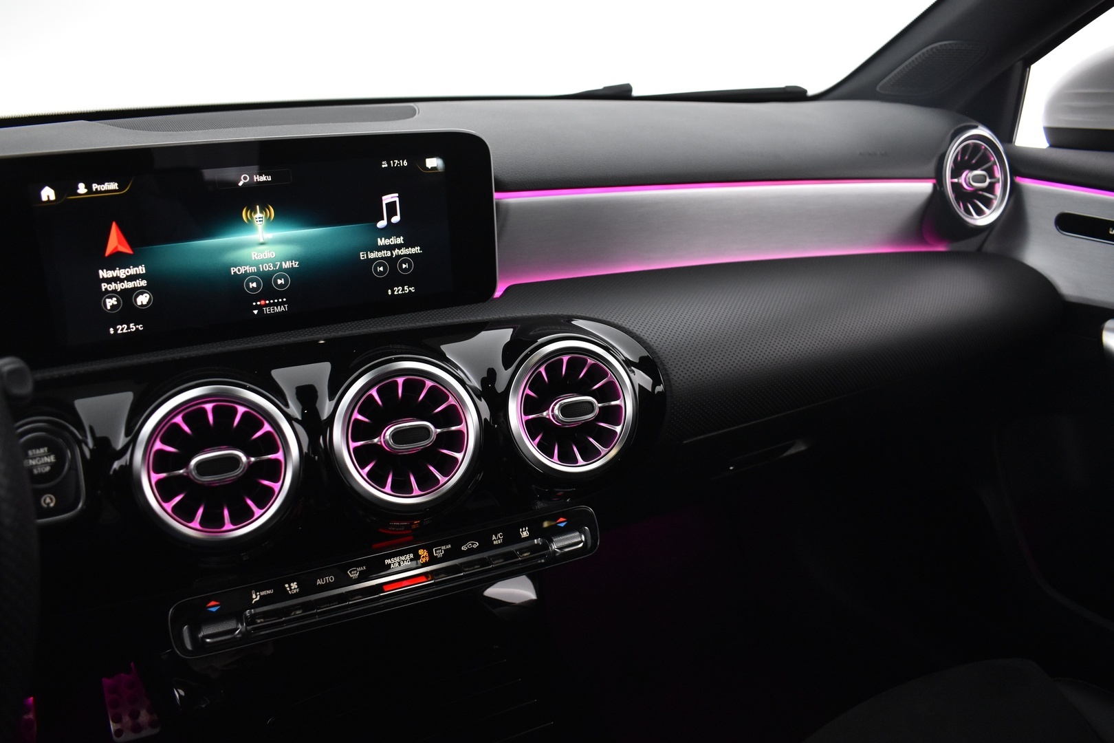 MERCEDES-BENZ A 2018