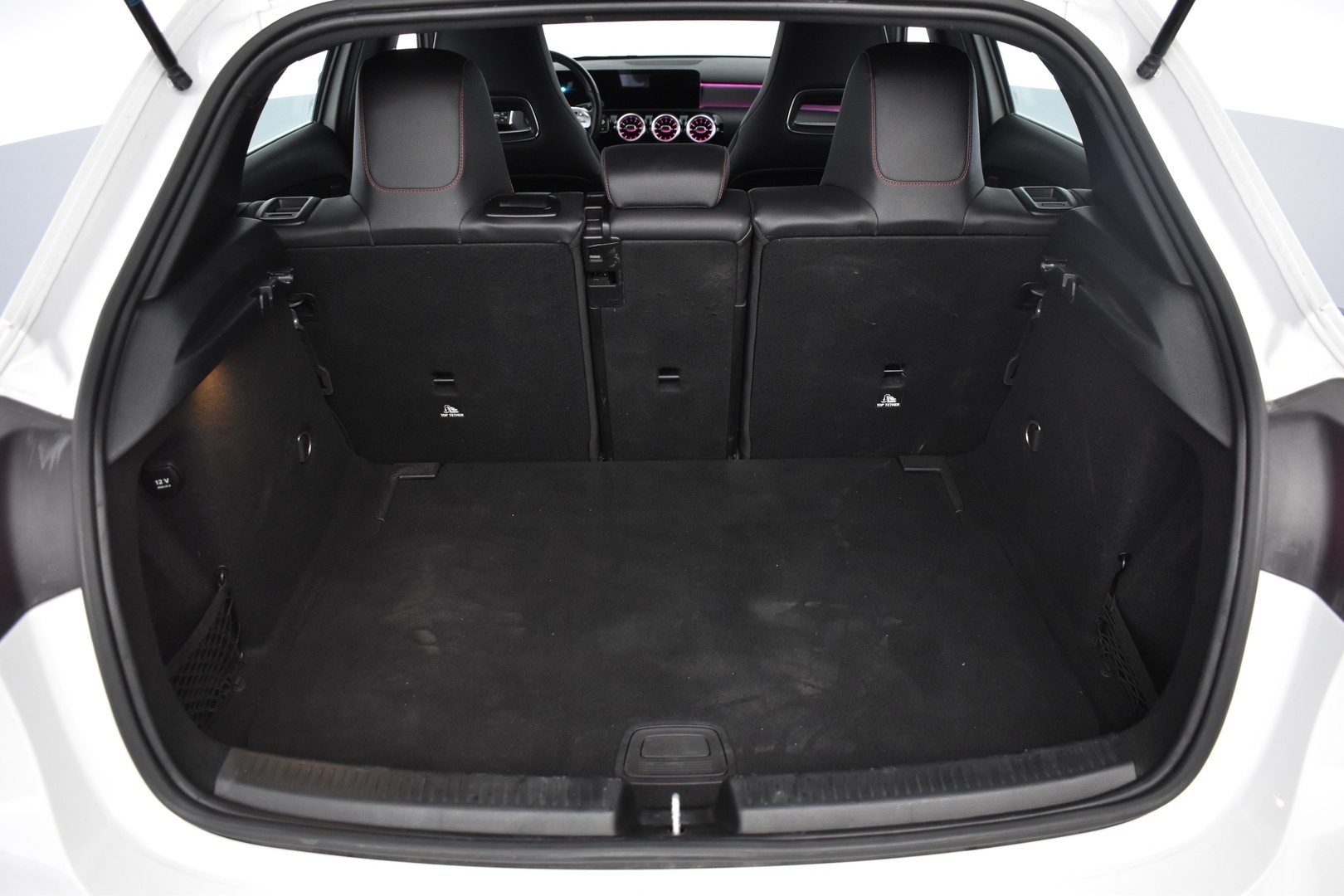 MERCEDES-BENZ A 2018