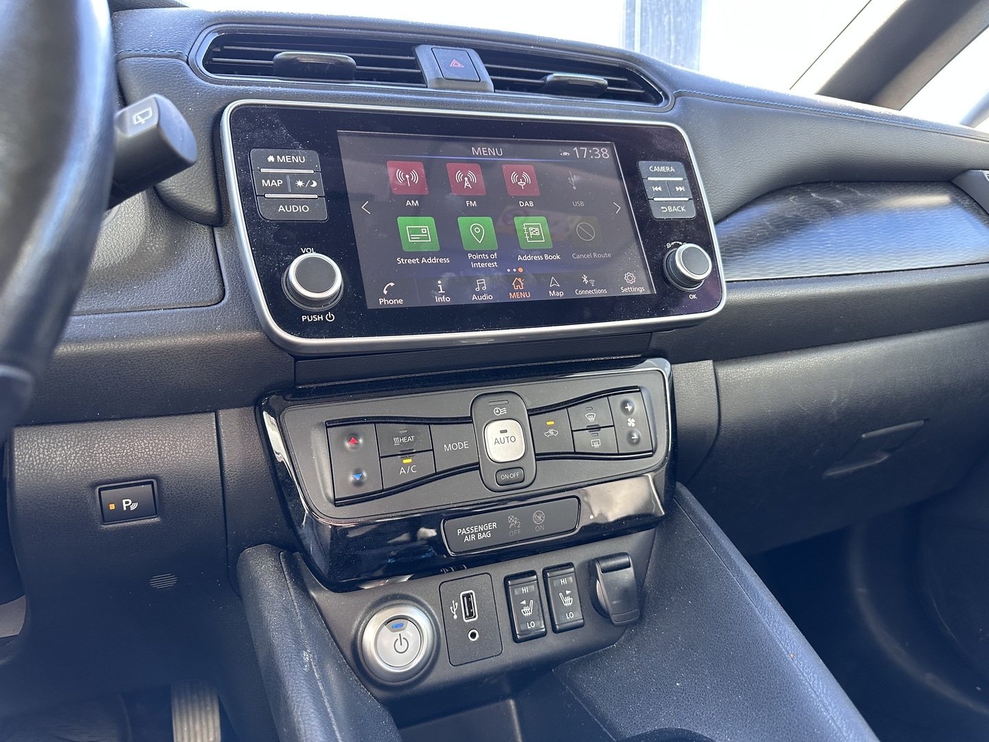 NISSAN Leaf 2020