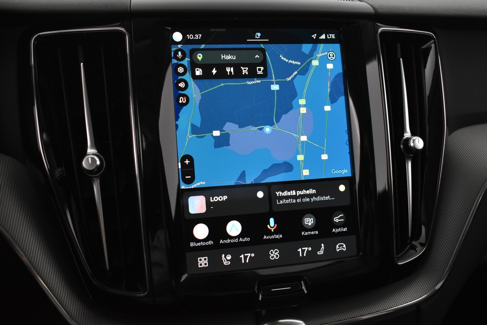 VOLVO XC60 2023