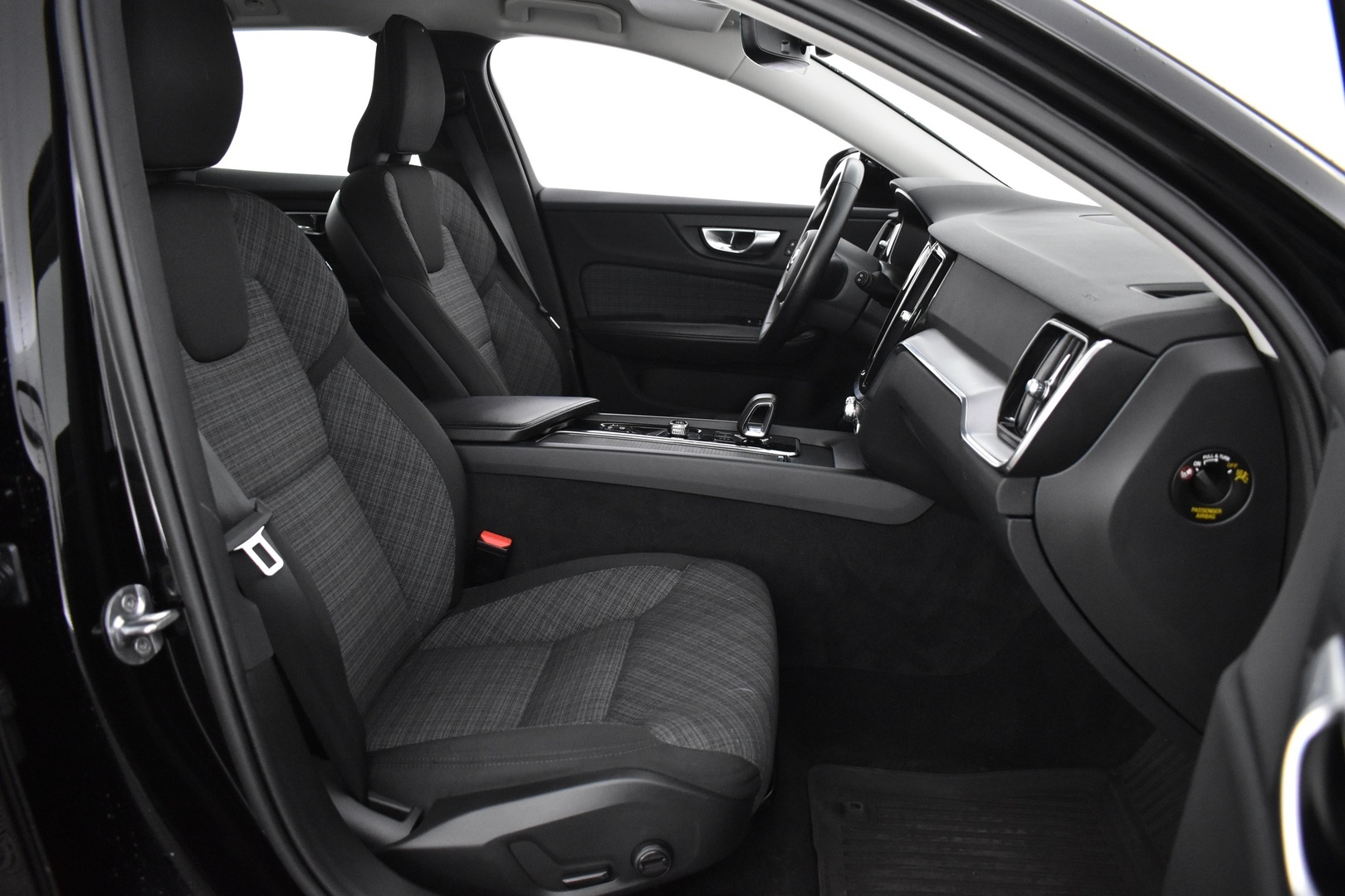 VOLVO V60 CROSS COUNTRY 2023