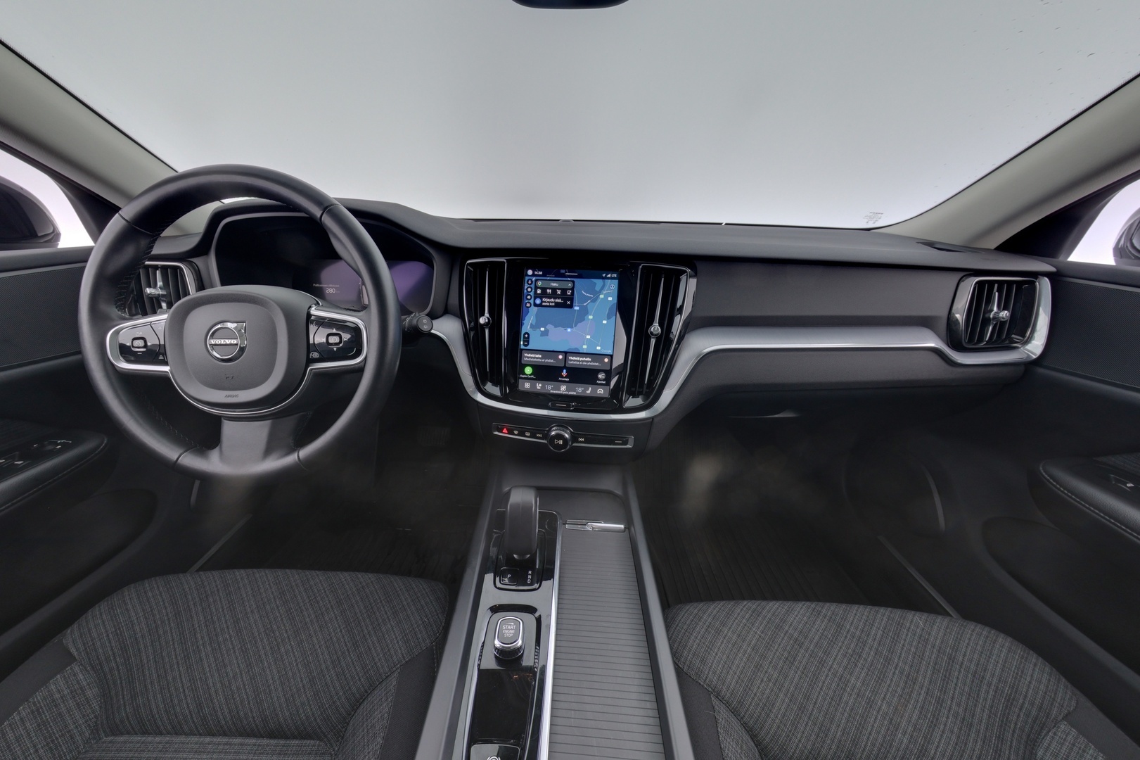 VOLVO V60 CROSS COUNTRY 2023