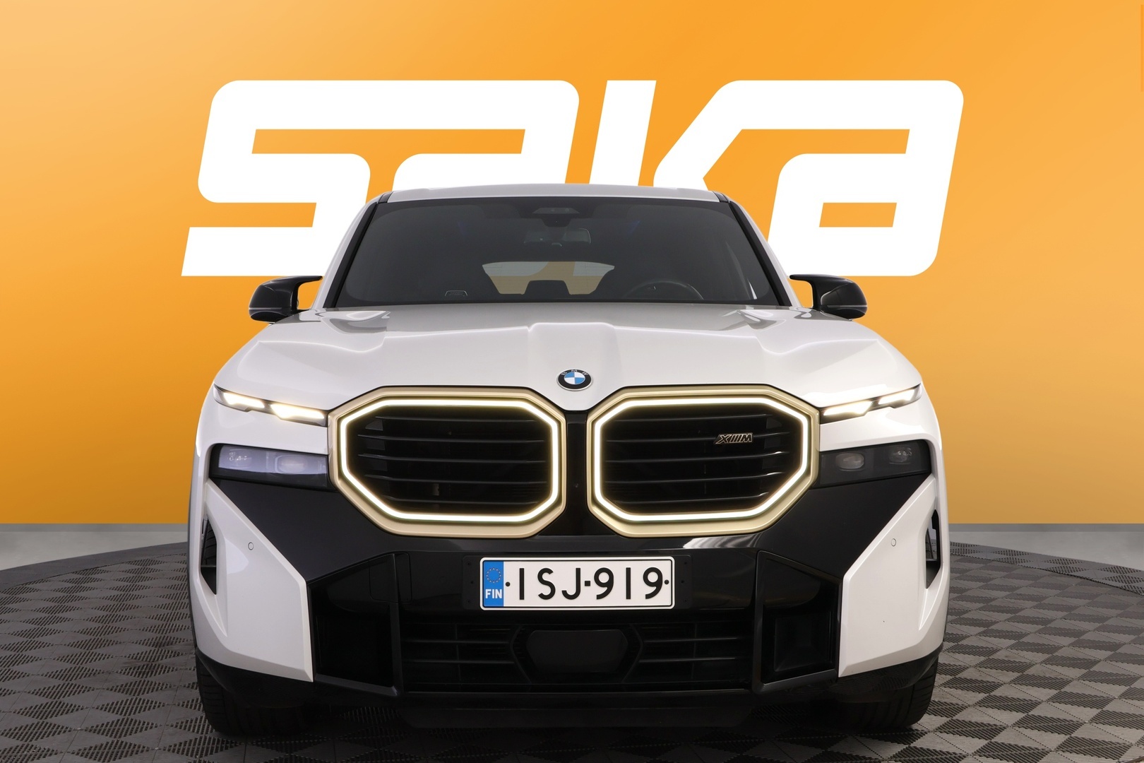 BMW XM 2024