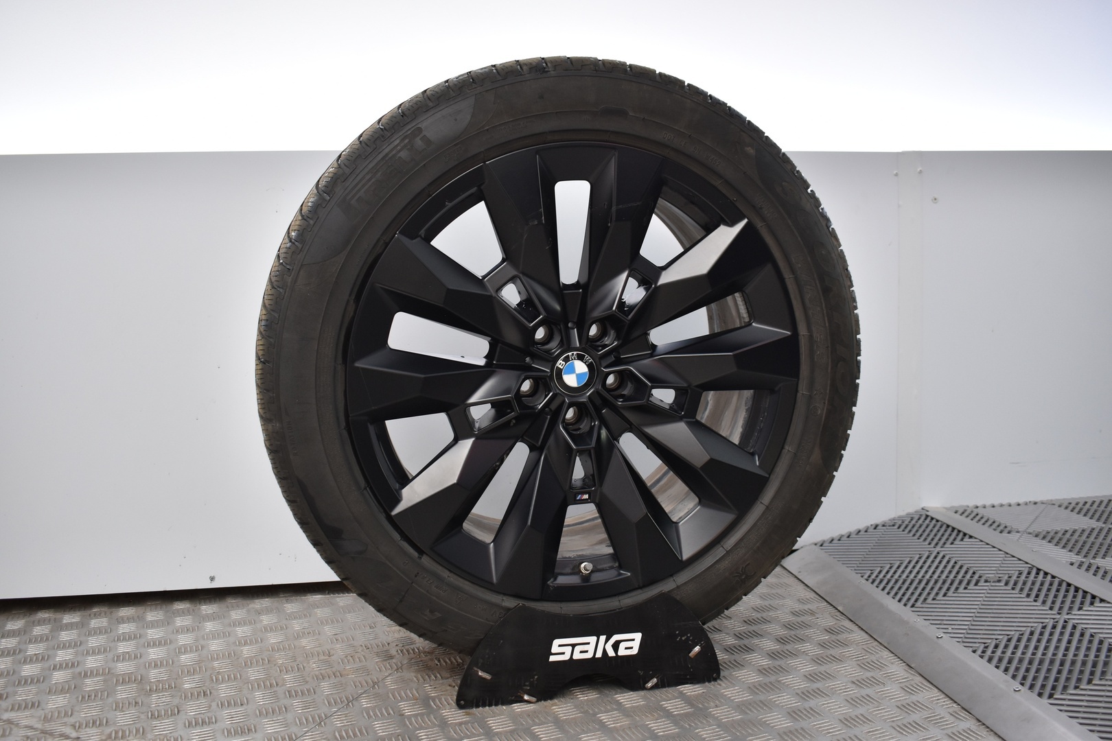 BMW XM 2024