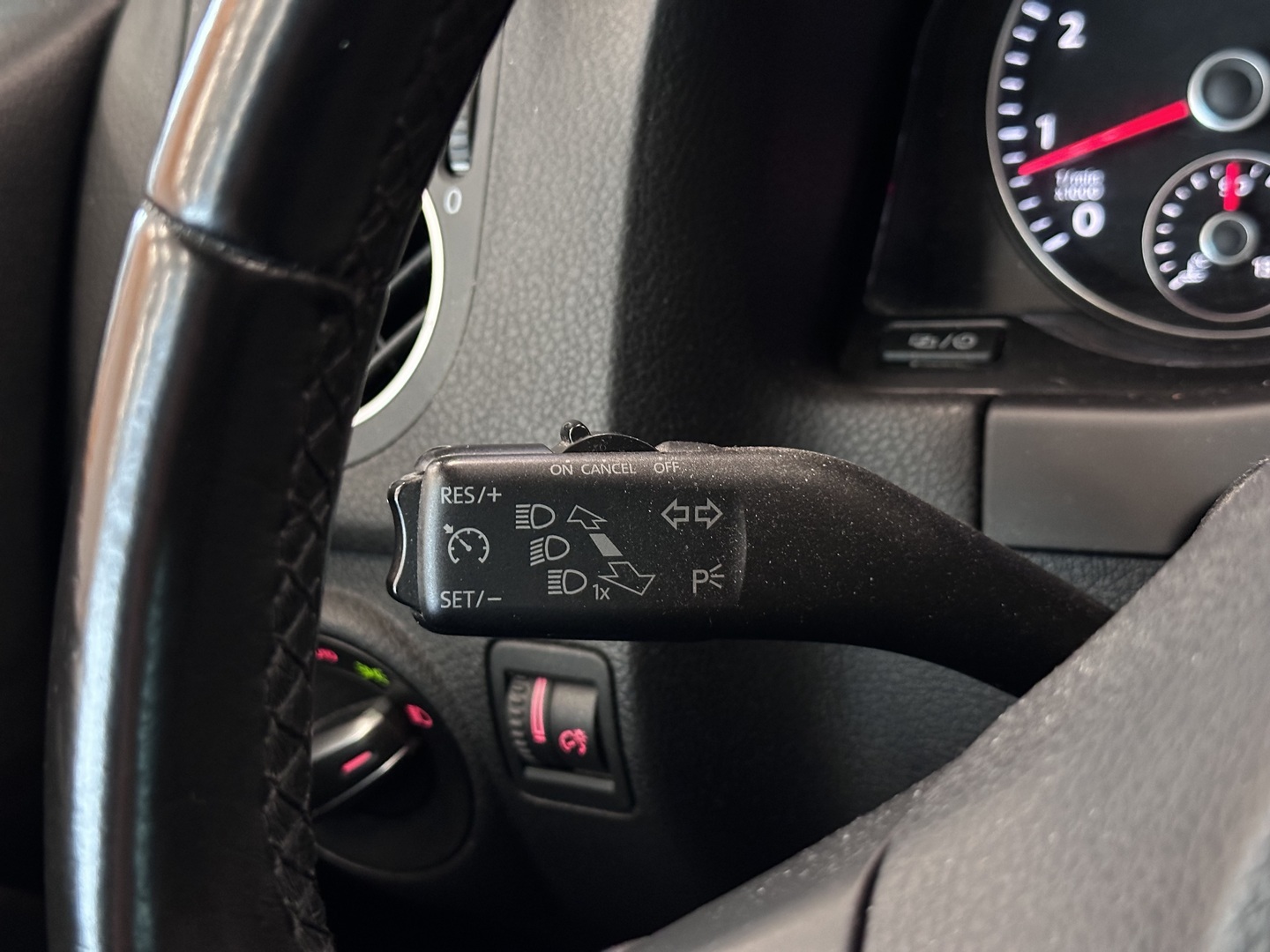 VOLKSWAGEN Golf Plus 2013
