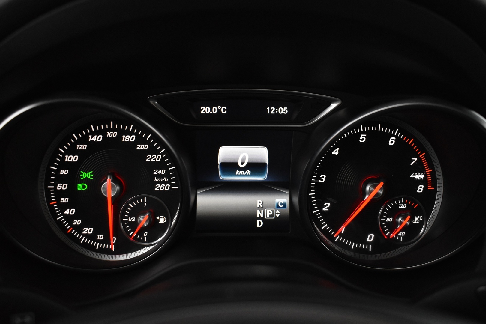 MERCEDES-BENZ CLA 2018