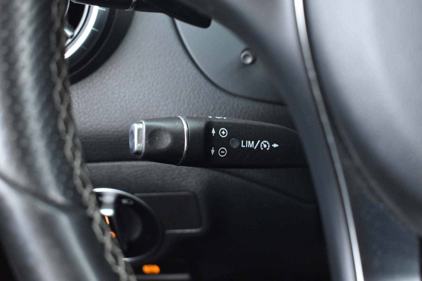 MERCEDES-BENZ CLA 2018