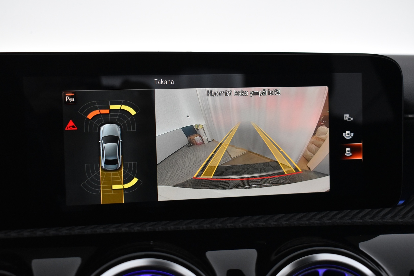 MERCEDES-BENZ A 2021