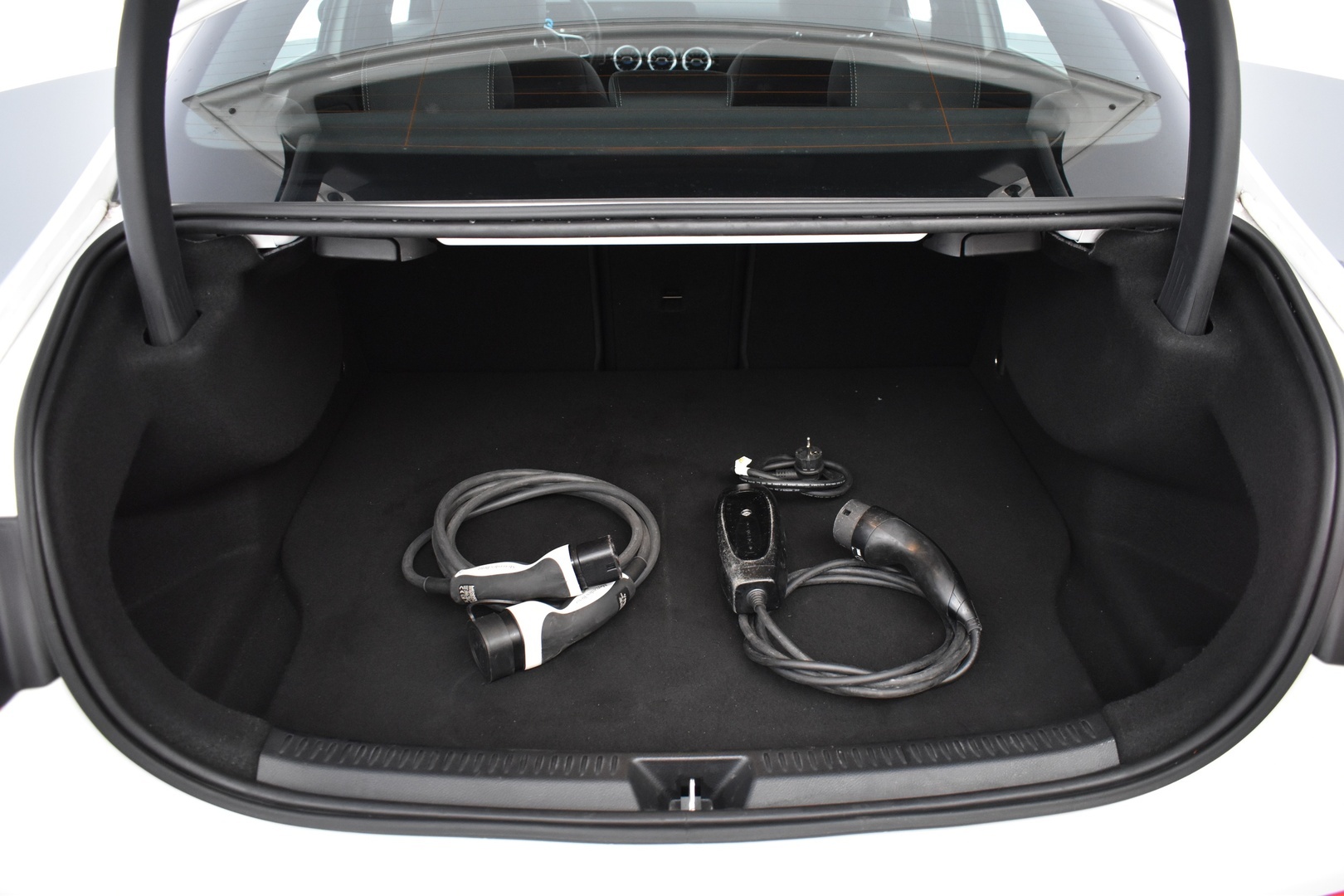 MERCEDES-BENZ A 2021