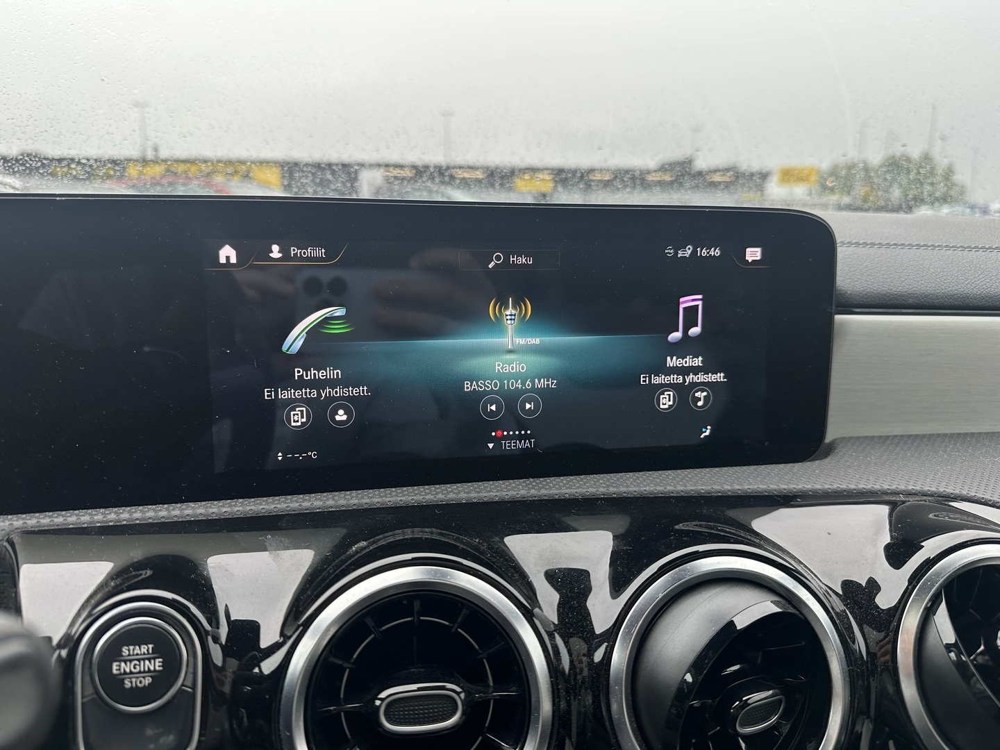 MERCEDES-BENZ CLA 2023