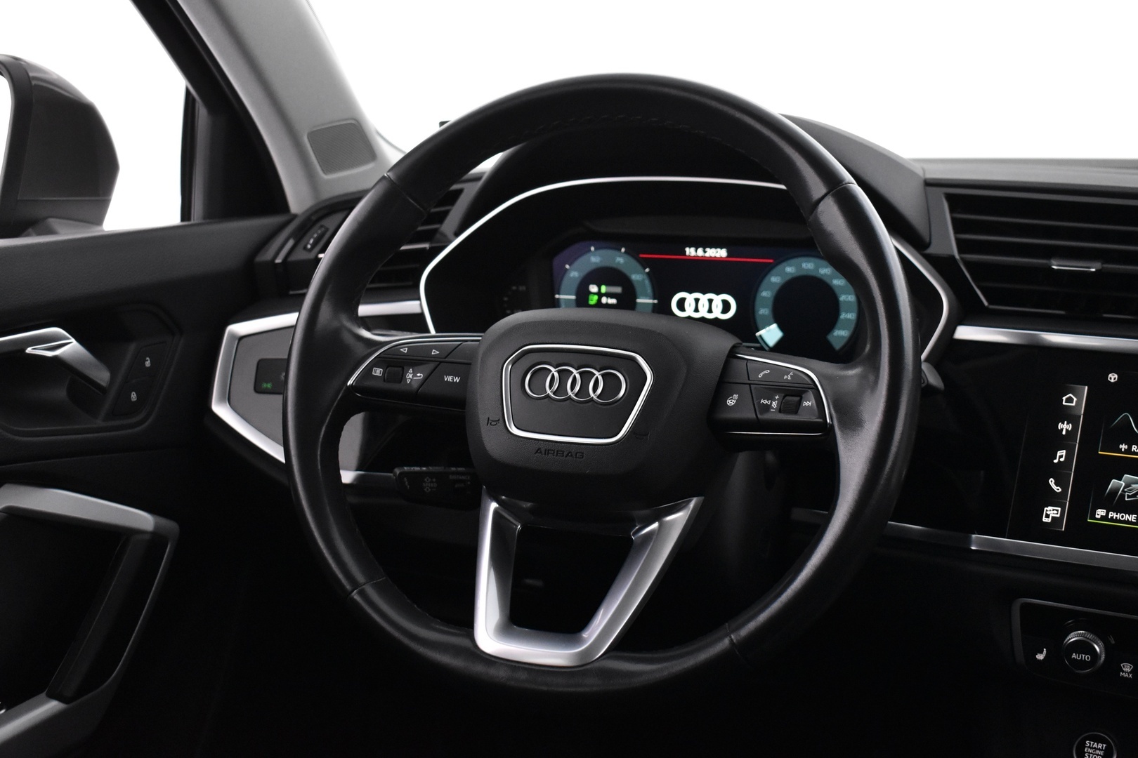 AUDI Q3 2023