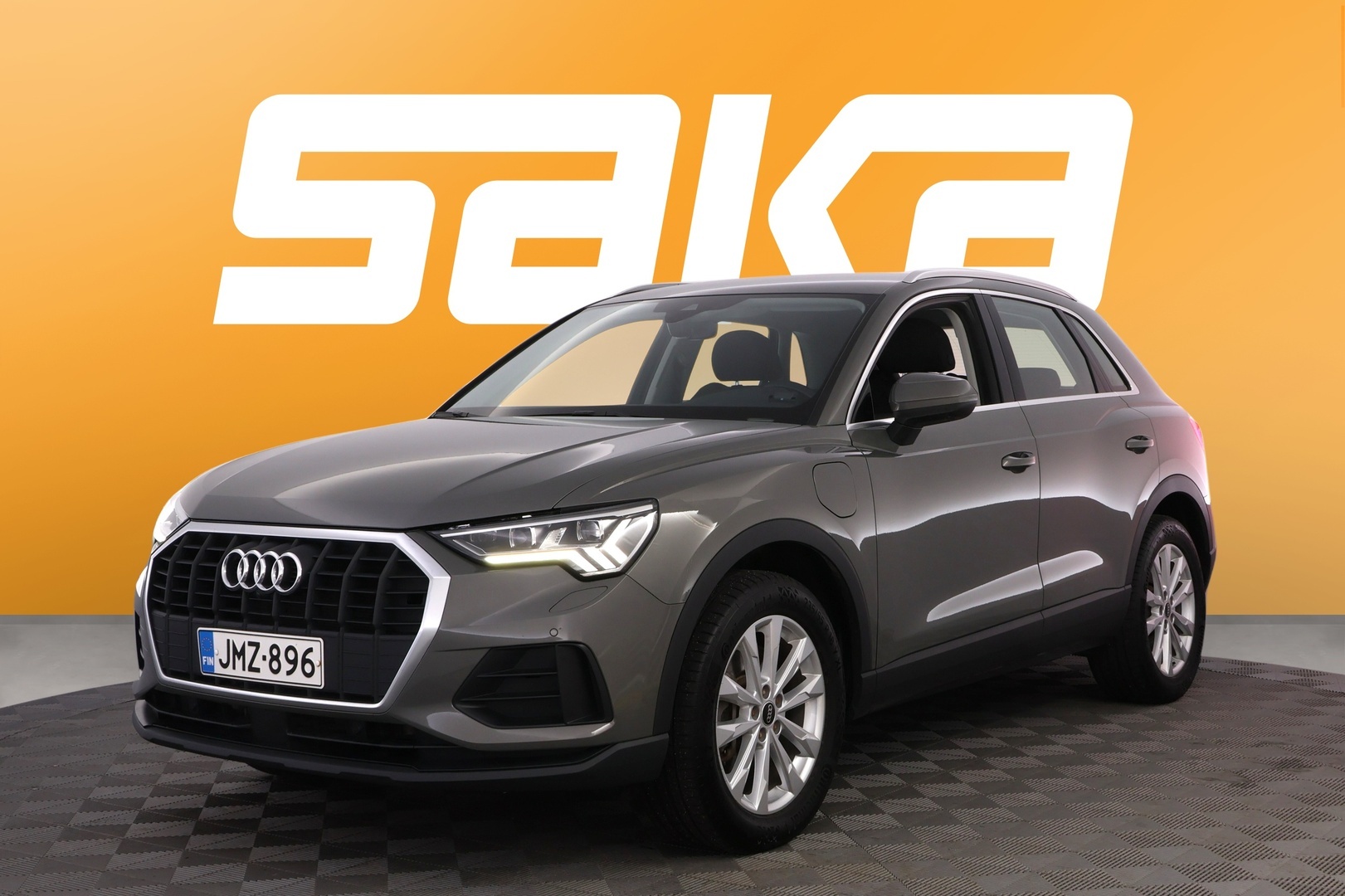 AUDI Q3 2023