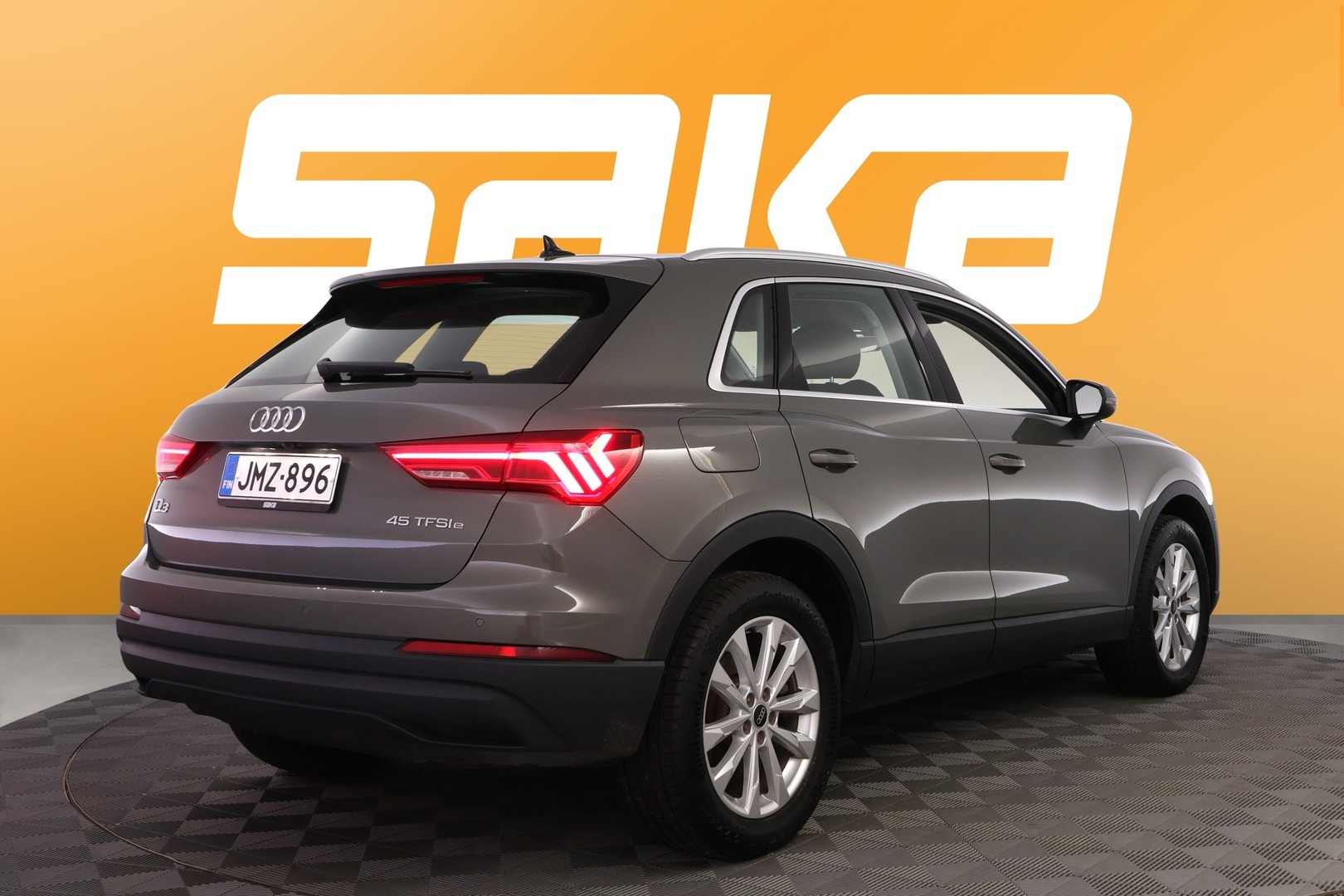 AUDI Q3 2023