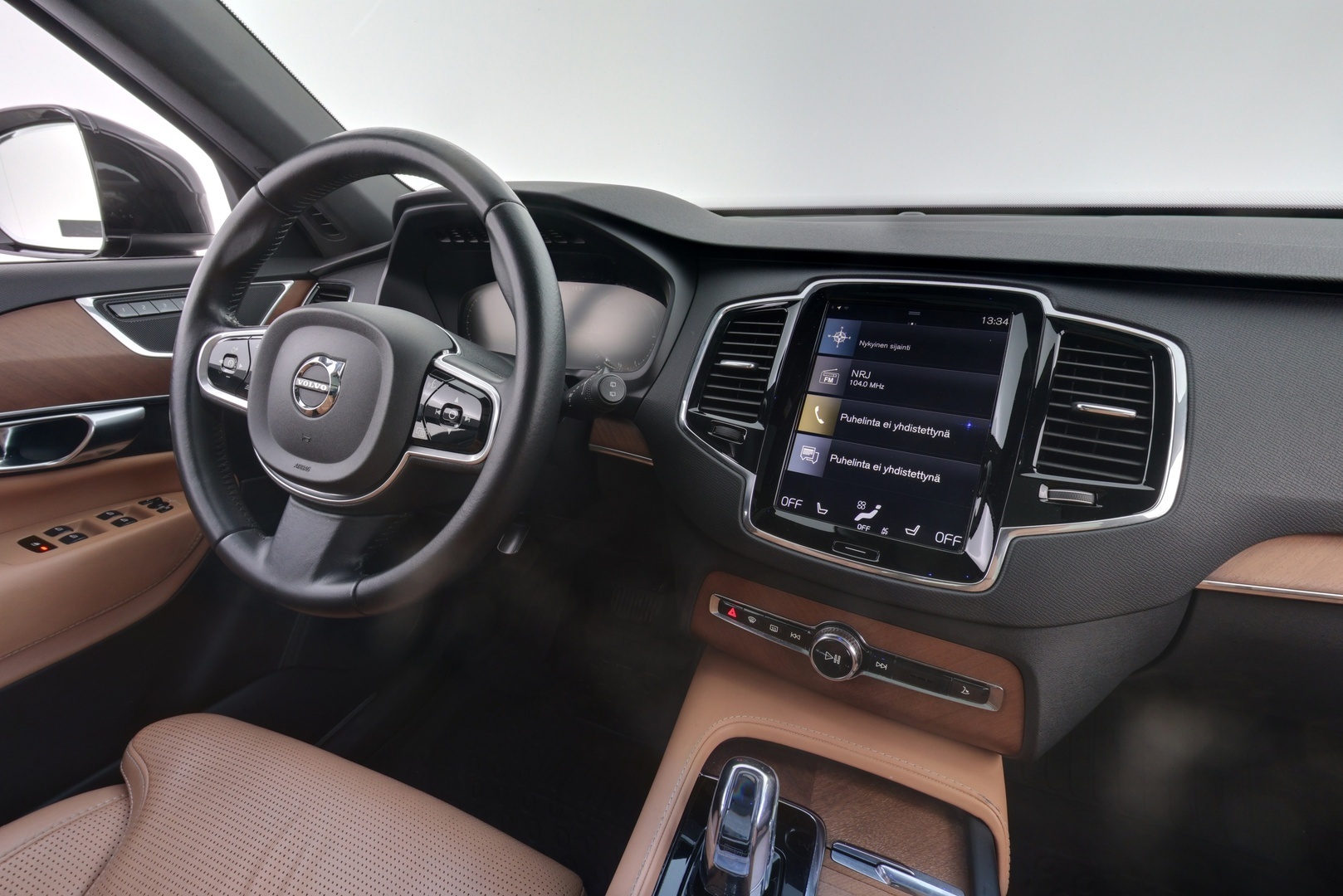 VOLVO XC90 2017