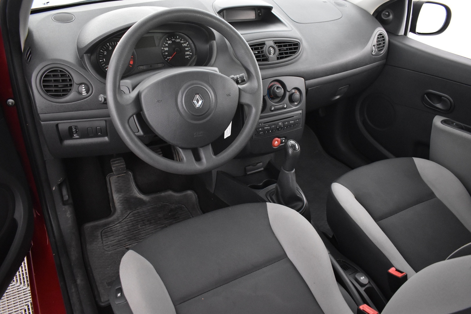 RENAULT Clio 2011