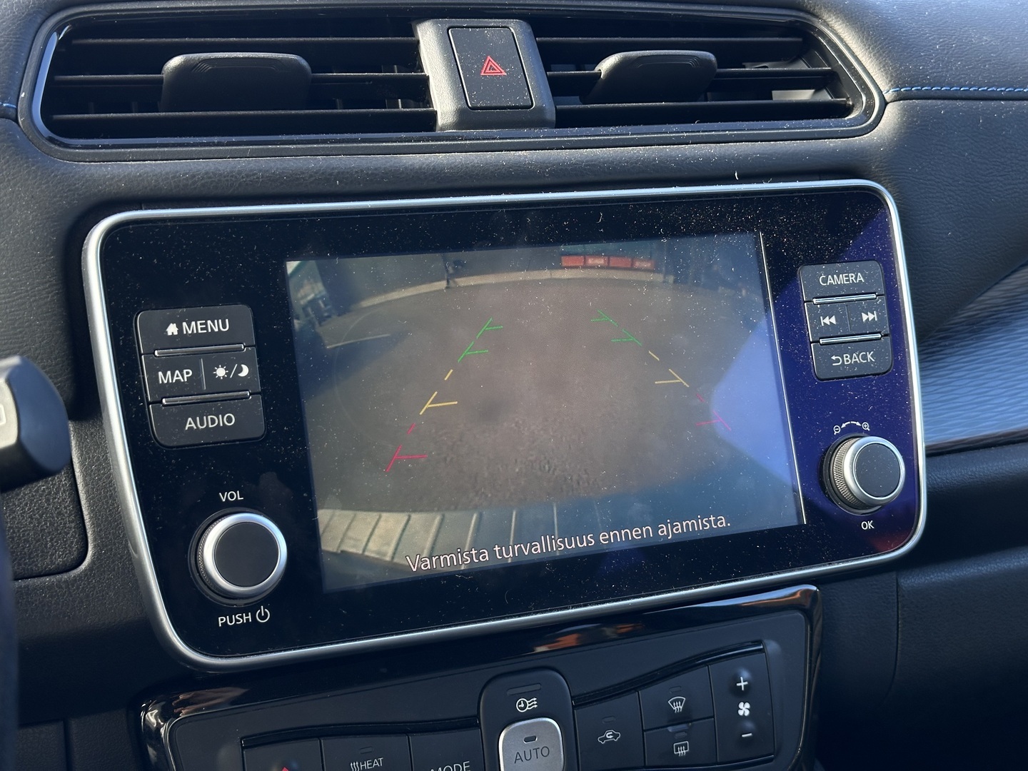 NISSAN Leaf 2021