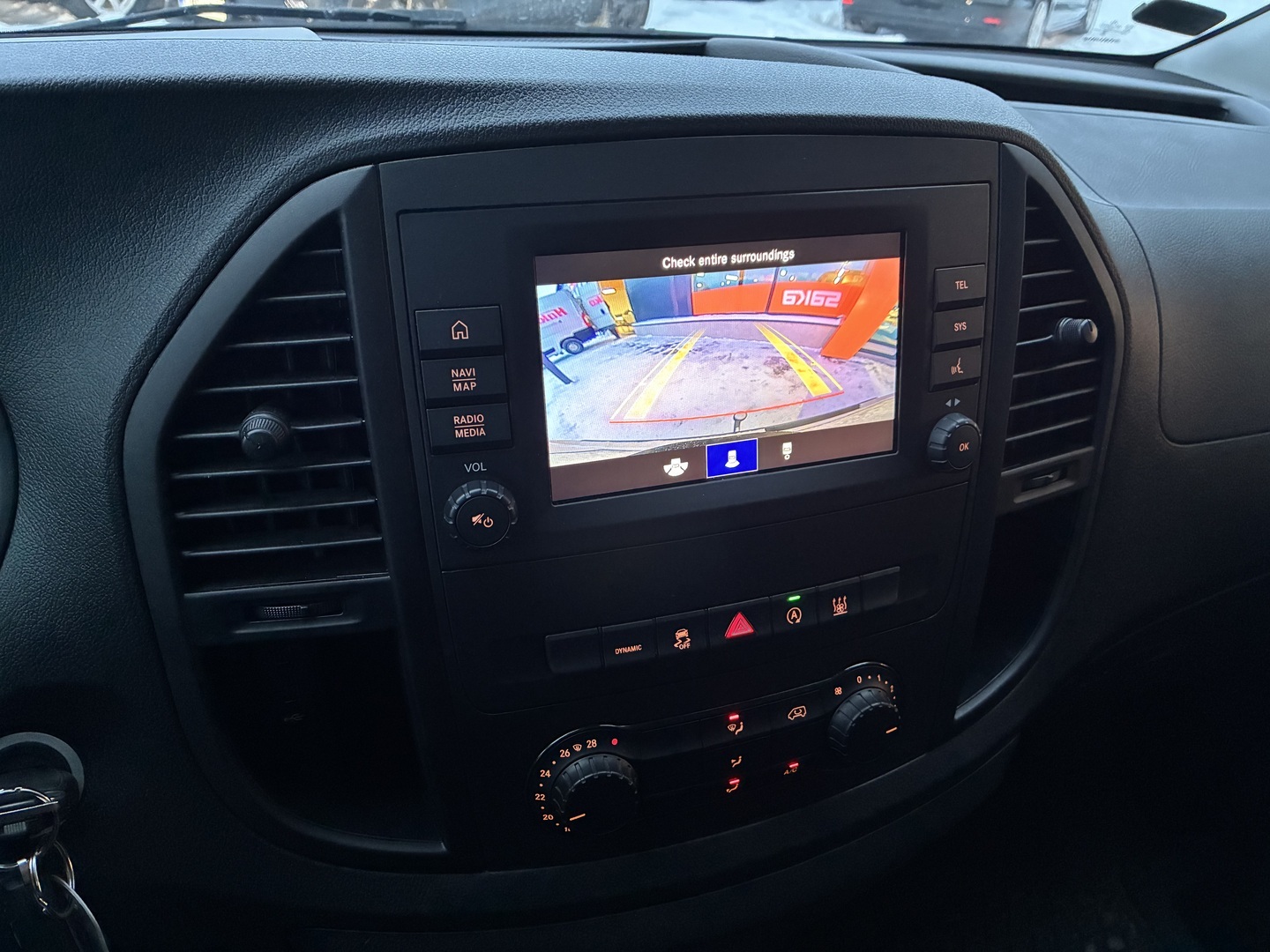 MERCEDES-BENZ Vito 2023