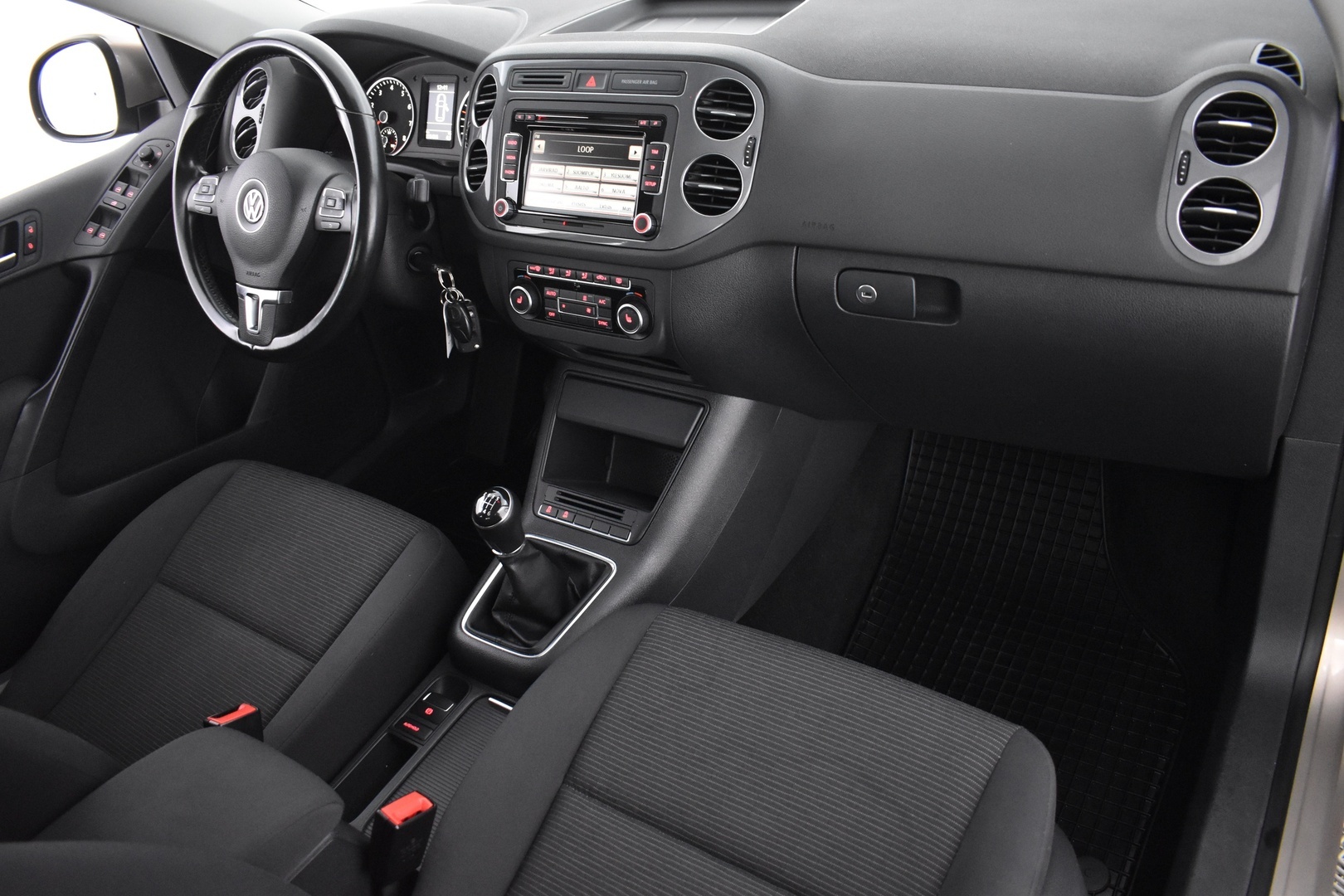 VOLKSWAGEN Tiguan 2013
