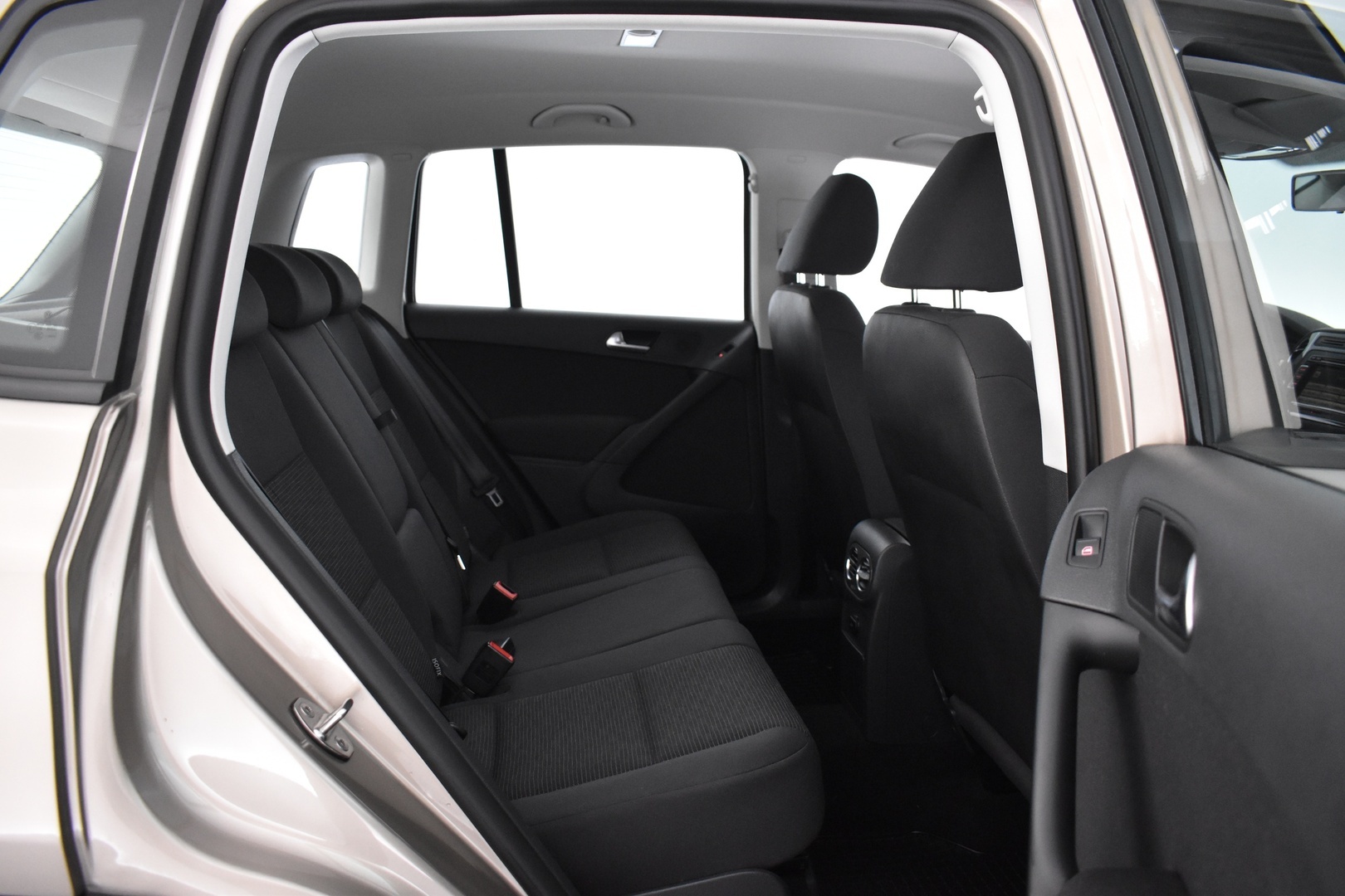 VOLKSWAGEN Tiguan 2013