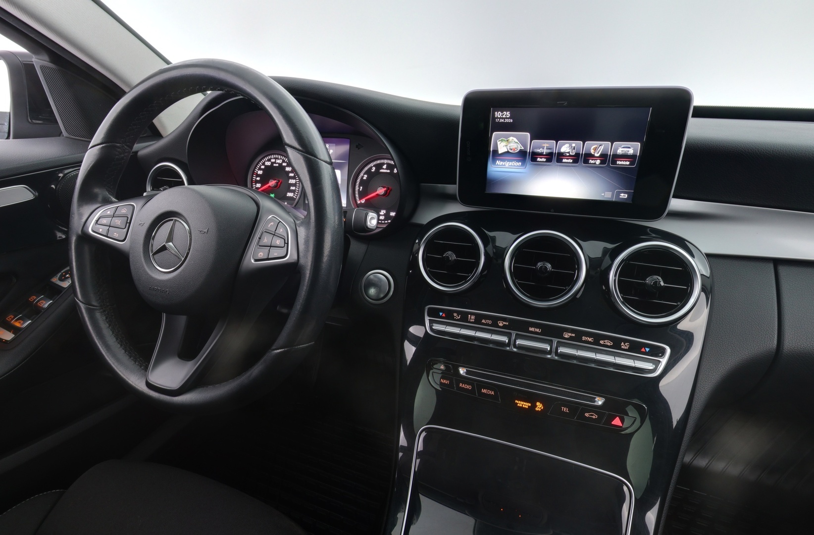 MERCEDES-BENZ C 2017