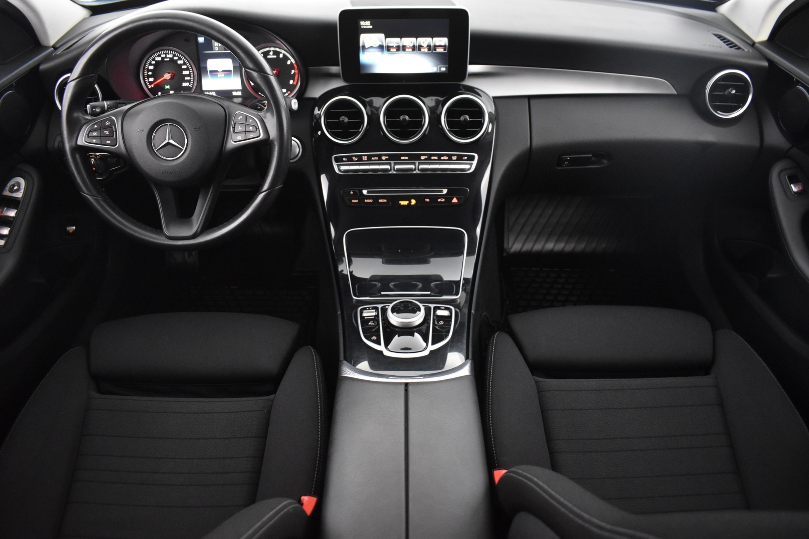 MERCEDES-BENZ C 2017