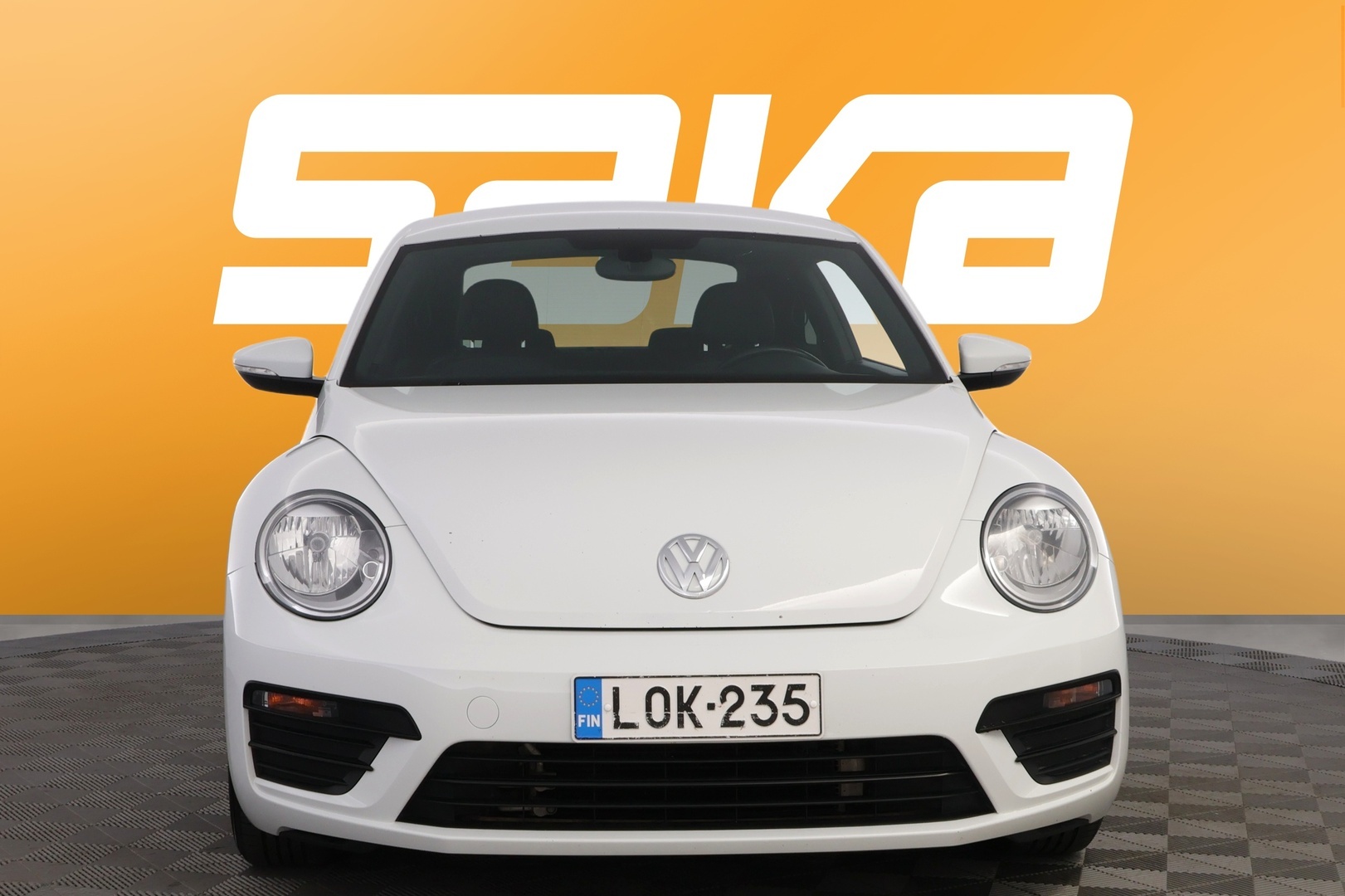 VOLKSWAGEN Beetle 2018