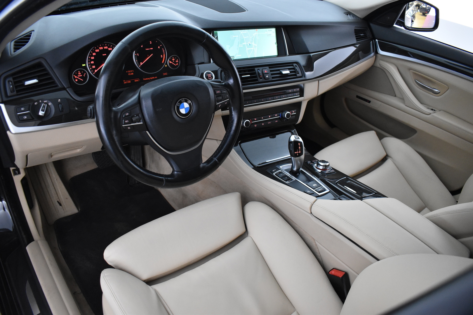 BMW 525 2011