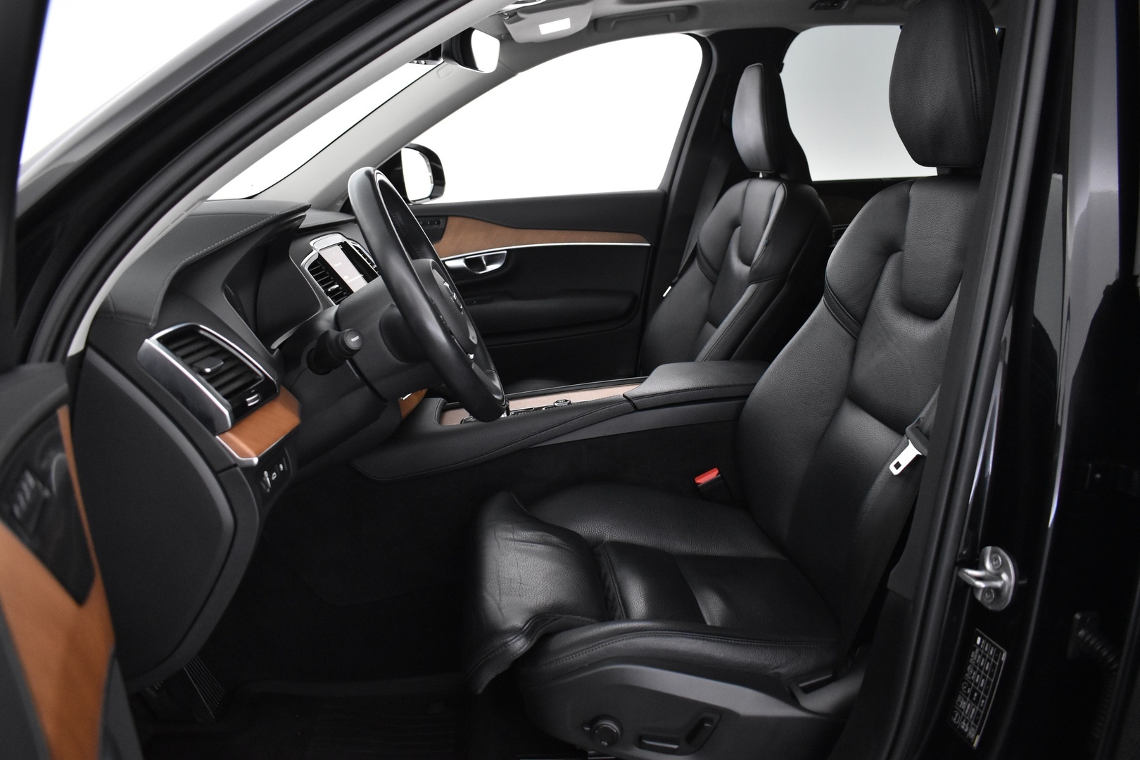 VOLVO XC90 2022