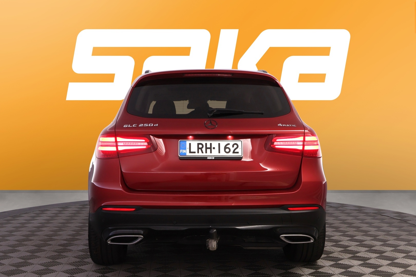 MERCEDES-BENZ GLC 2016