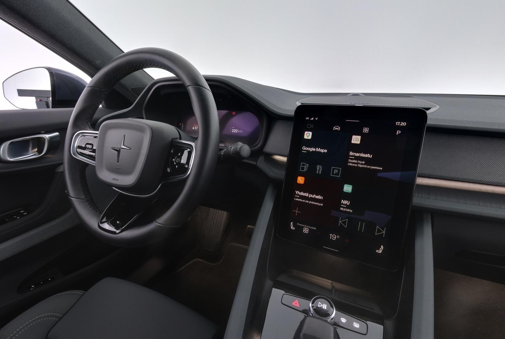 POLESTAR 2 2023
