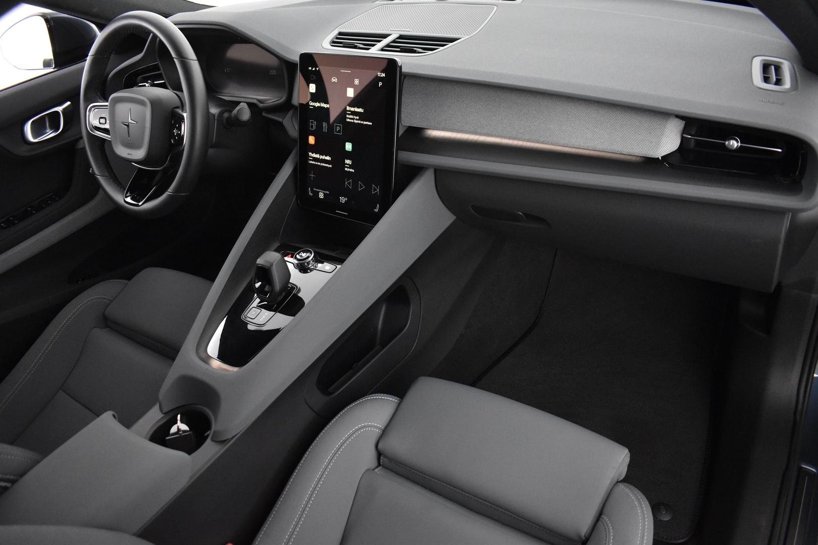 POLESTAR 2 2023