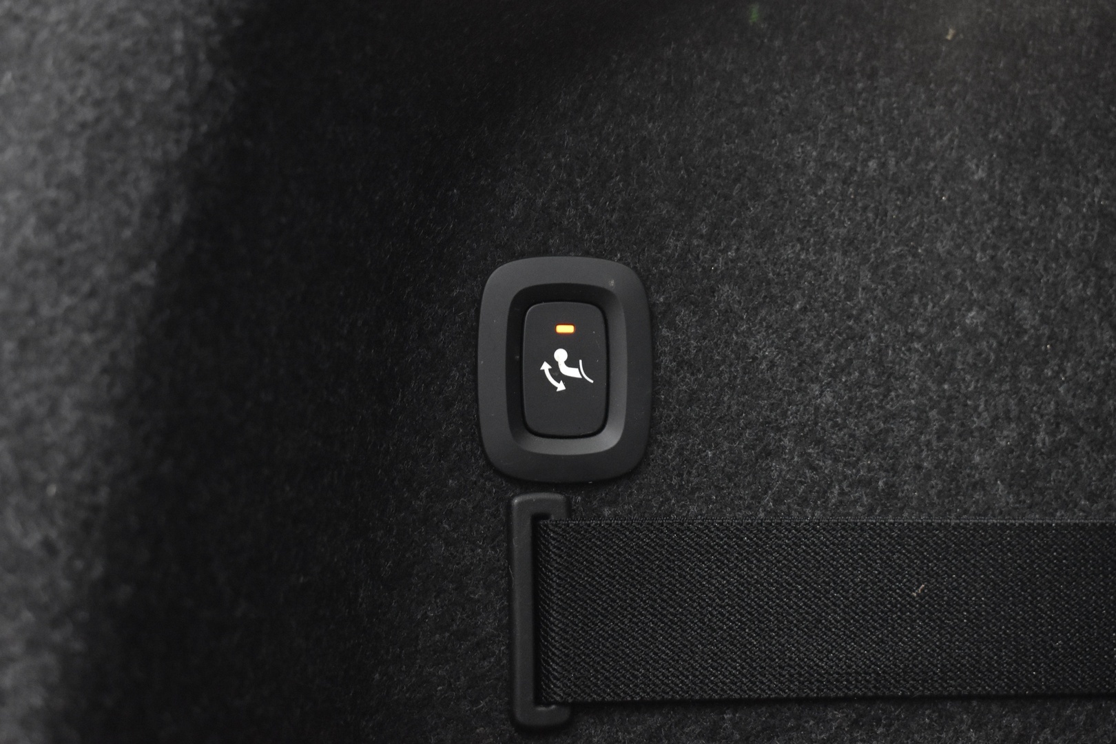POLESTAR 2 2023