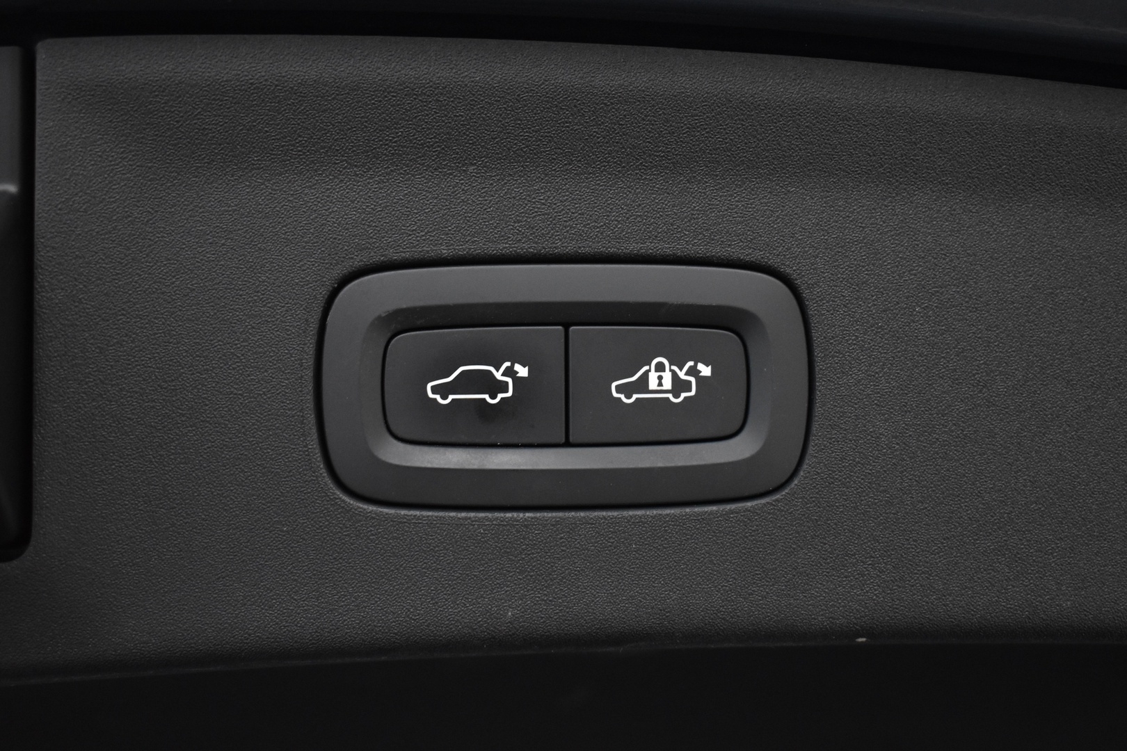 POLESTAR 2 2023
