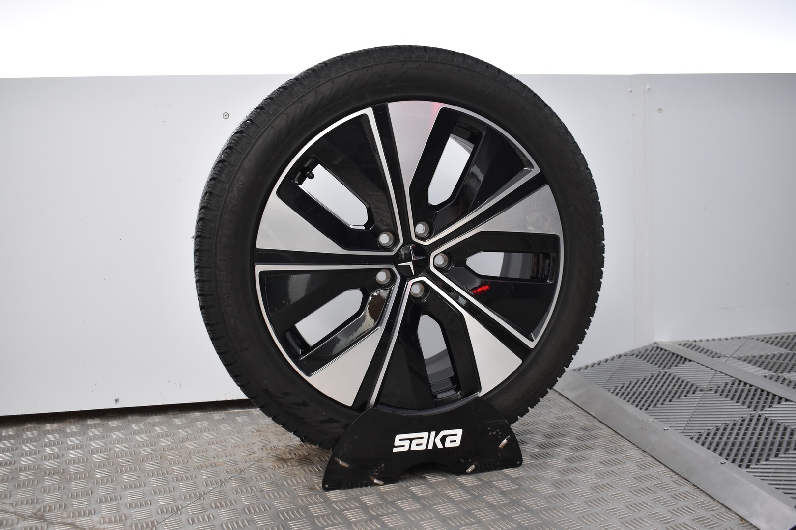 POLESTAR 2 2023