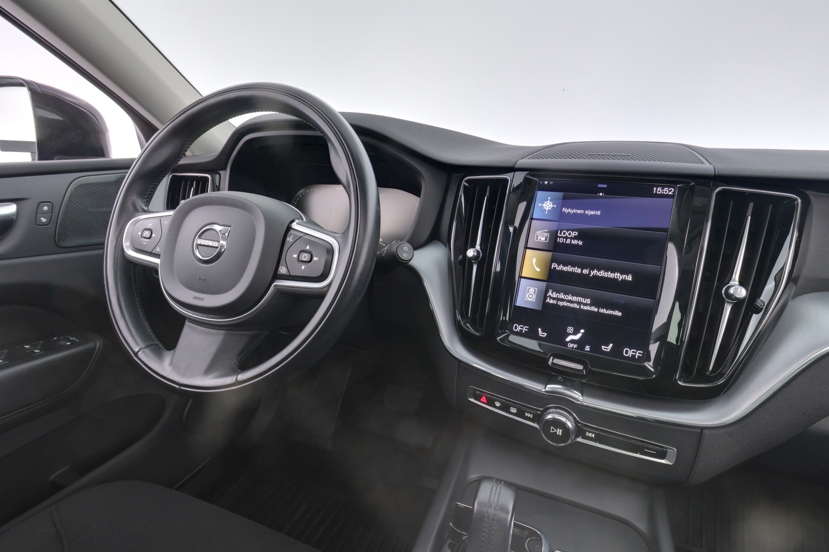 VOLVO XC60 2021