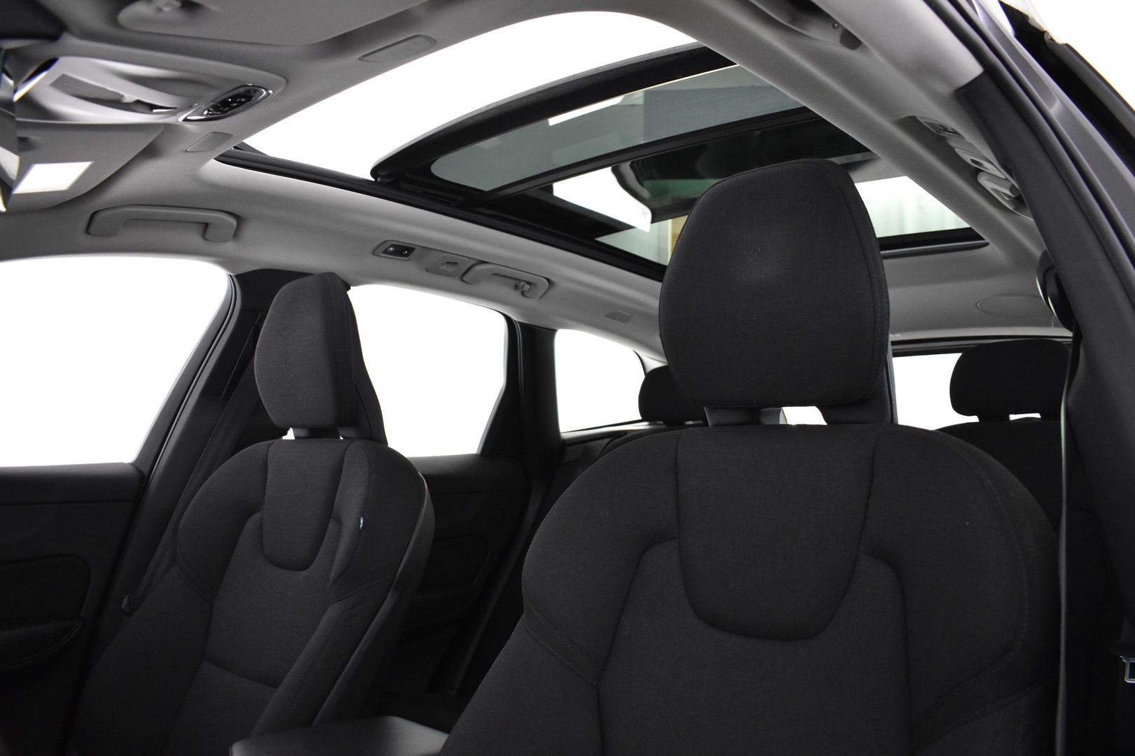 VOLVO XC60 2021