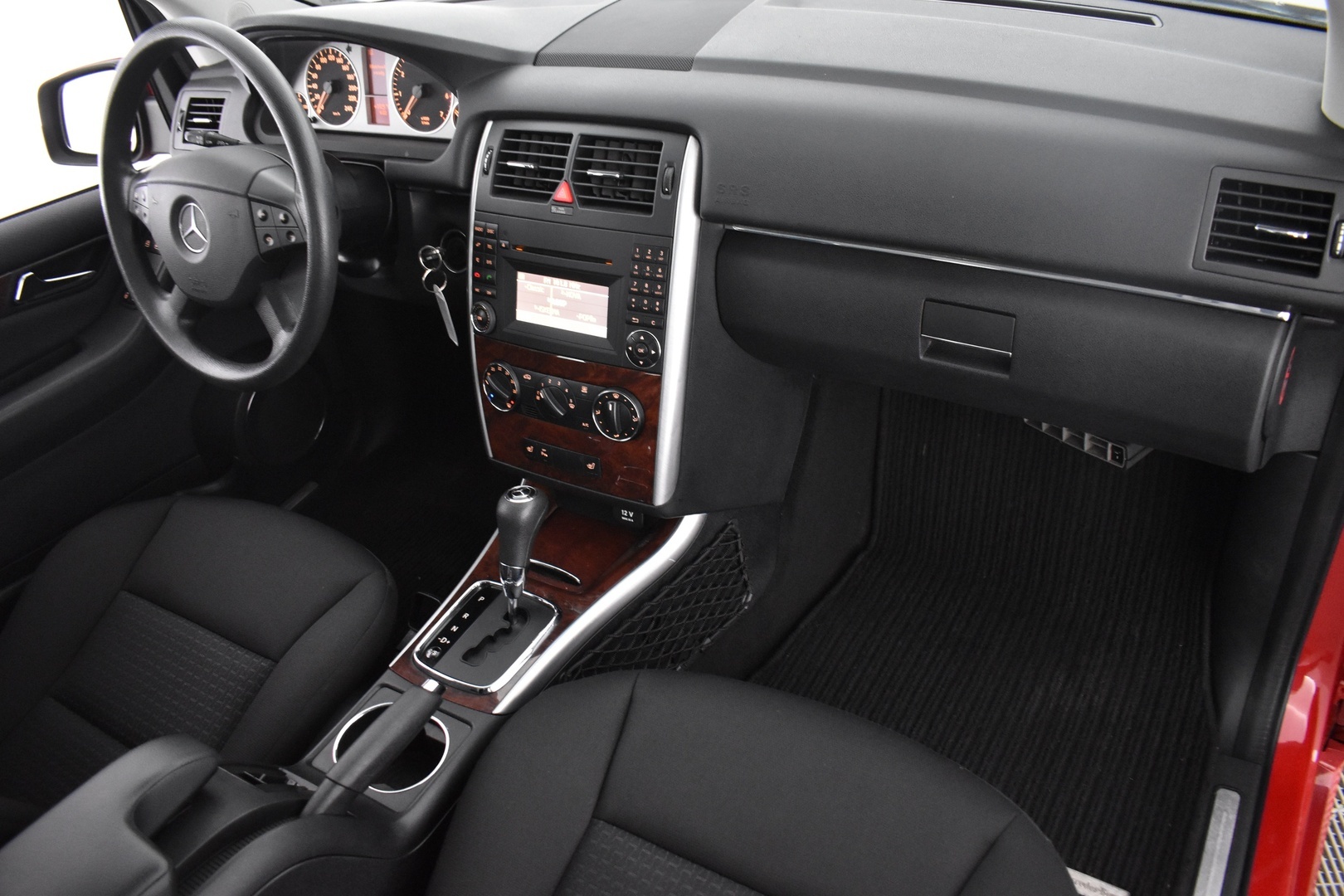 MERCEDES-BENZ B 2010