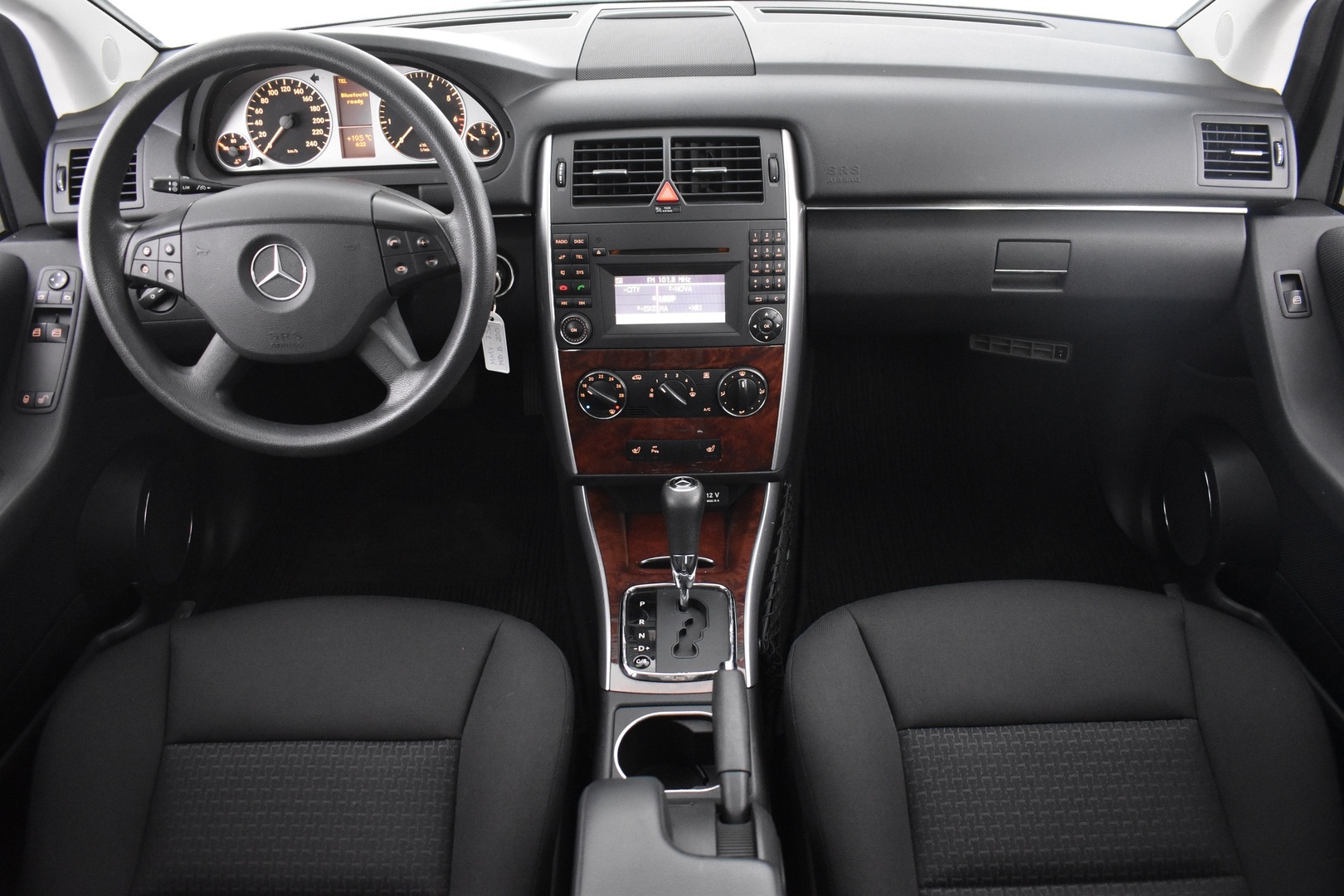 MERCEDES-BENZ B 2010