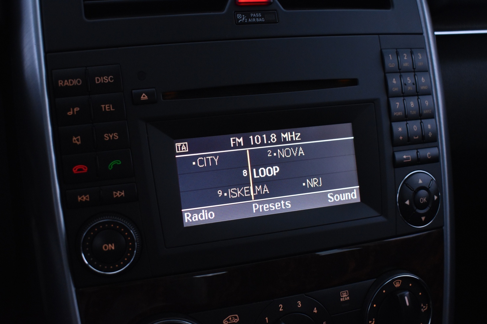 MERCEDES-BENZ B 2010