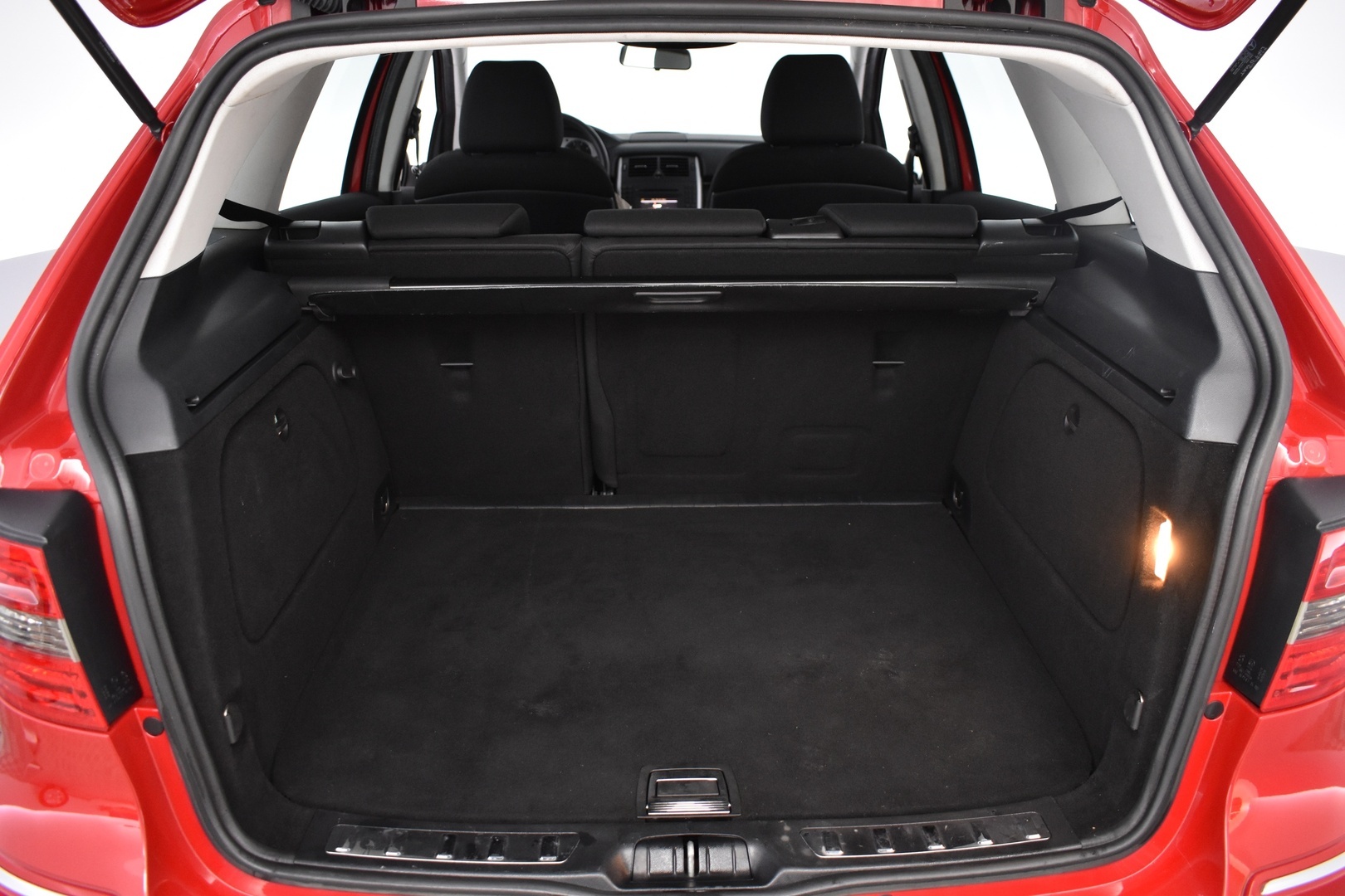 MERCEDES-BENZ B 2010