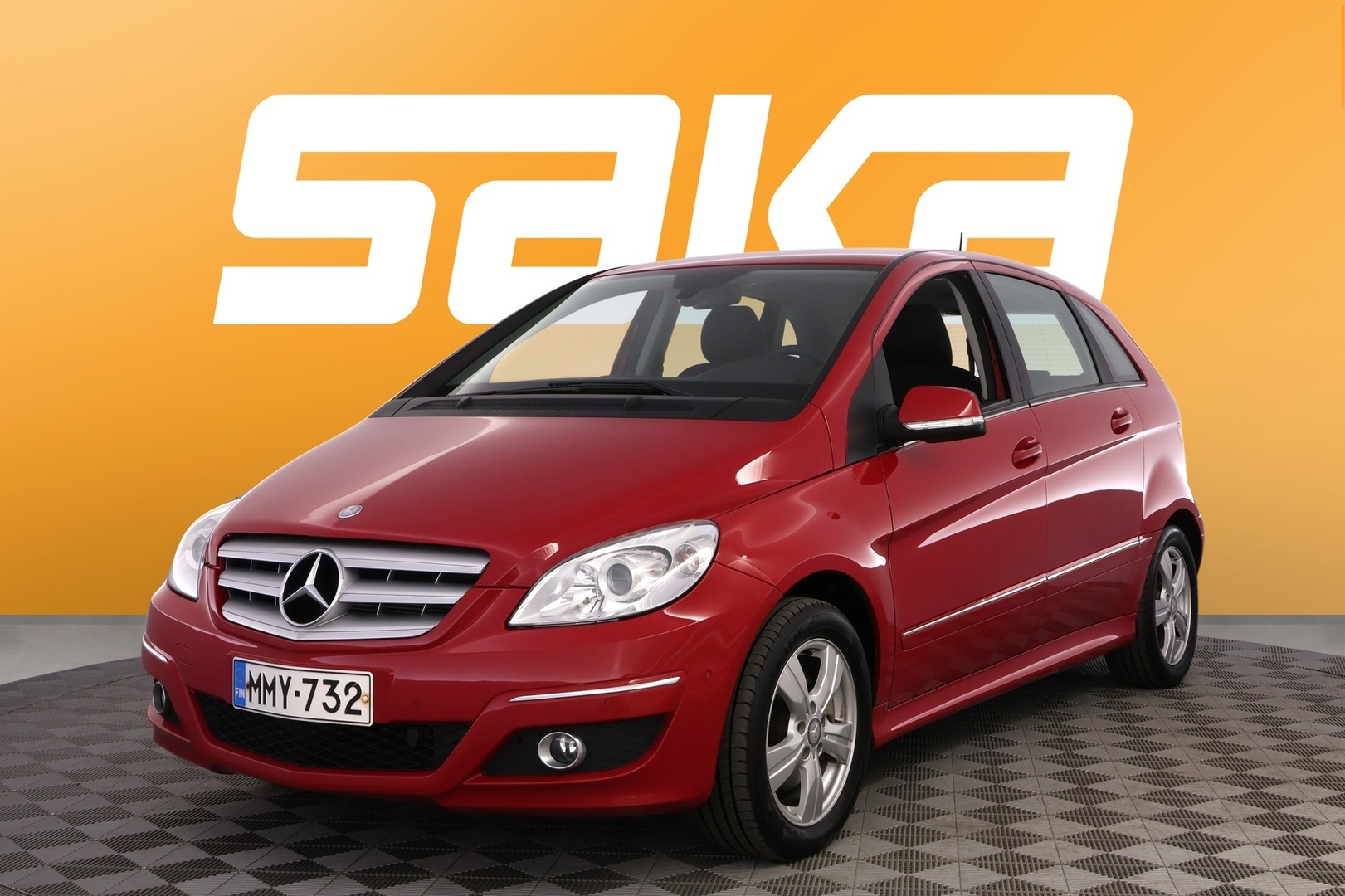 MERCEDES-BENZ B 2010