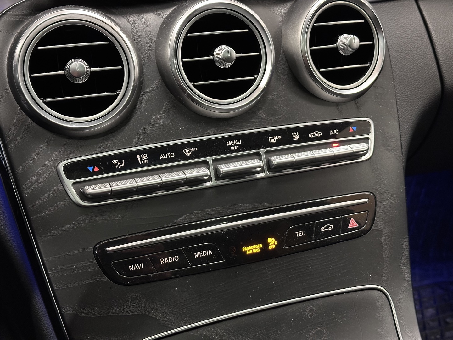 MERCEDES-BENZ C 2019