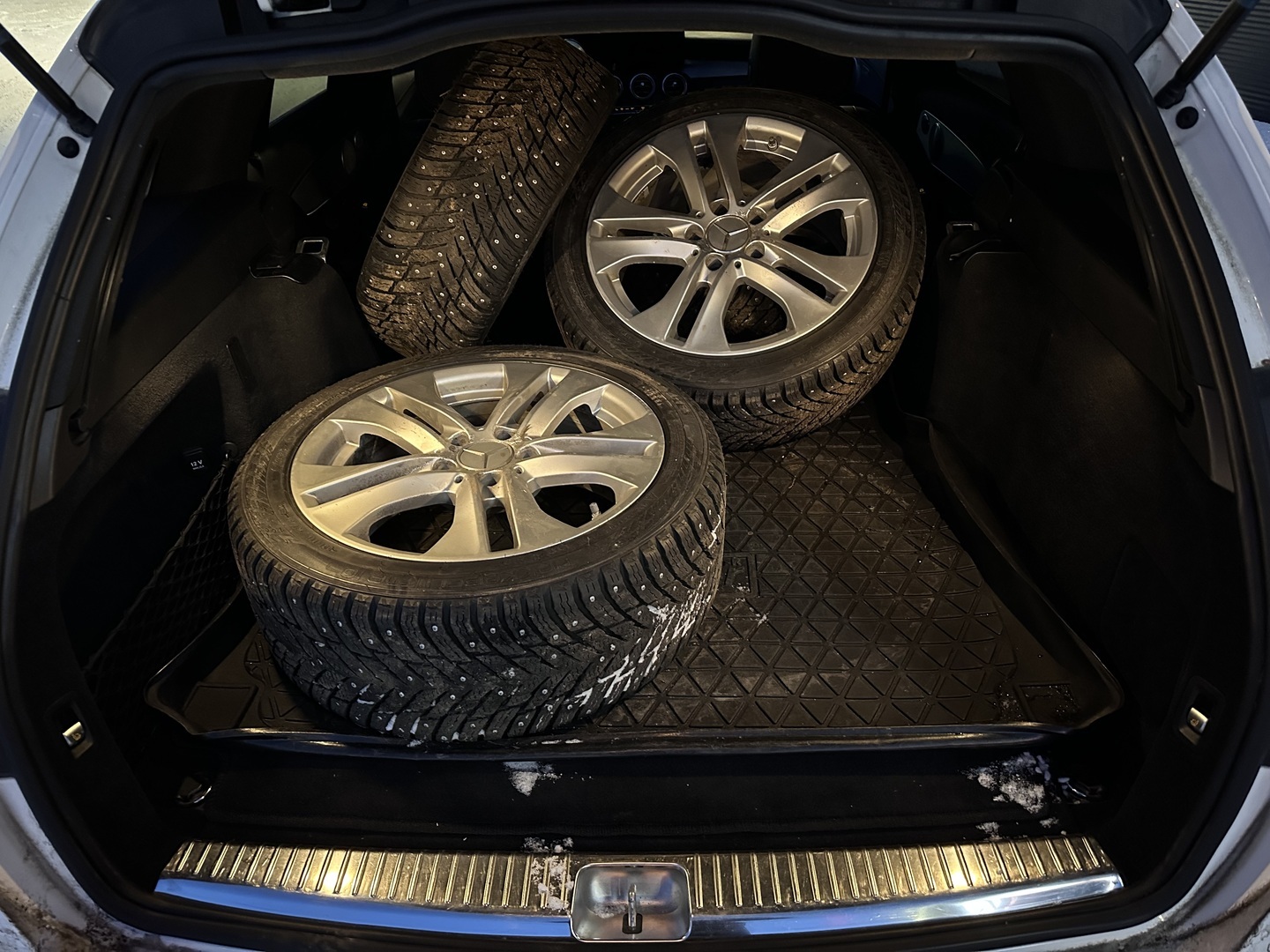 MERCEDES-BENZ C 2019