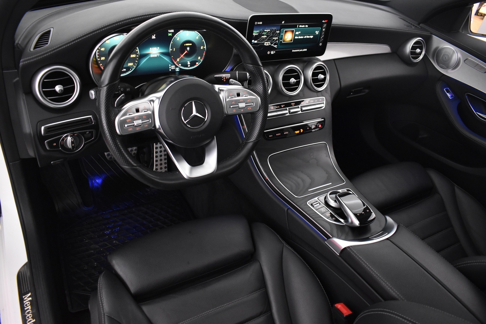 MERCEDES-BENZ C 2019