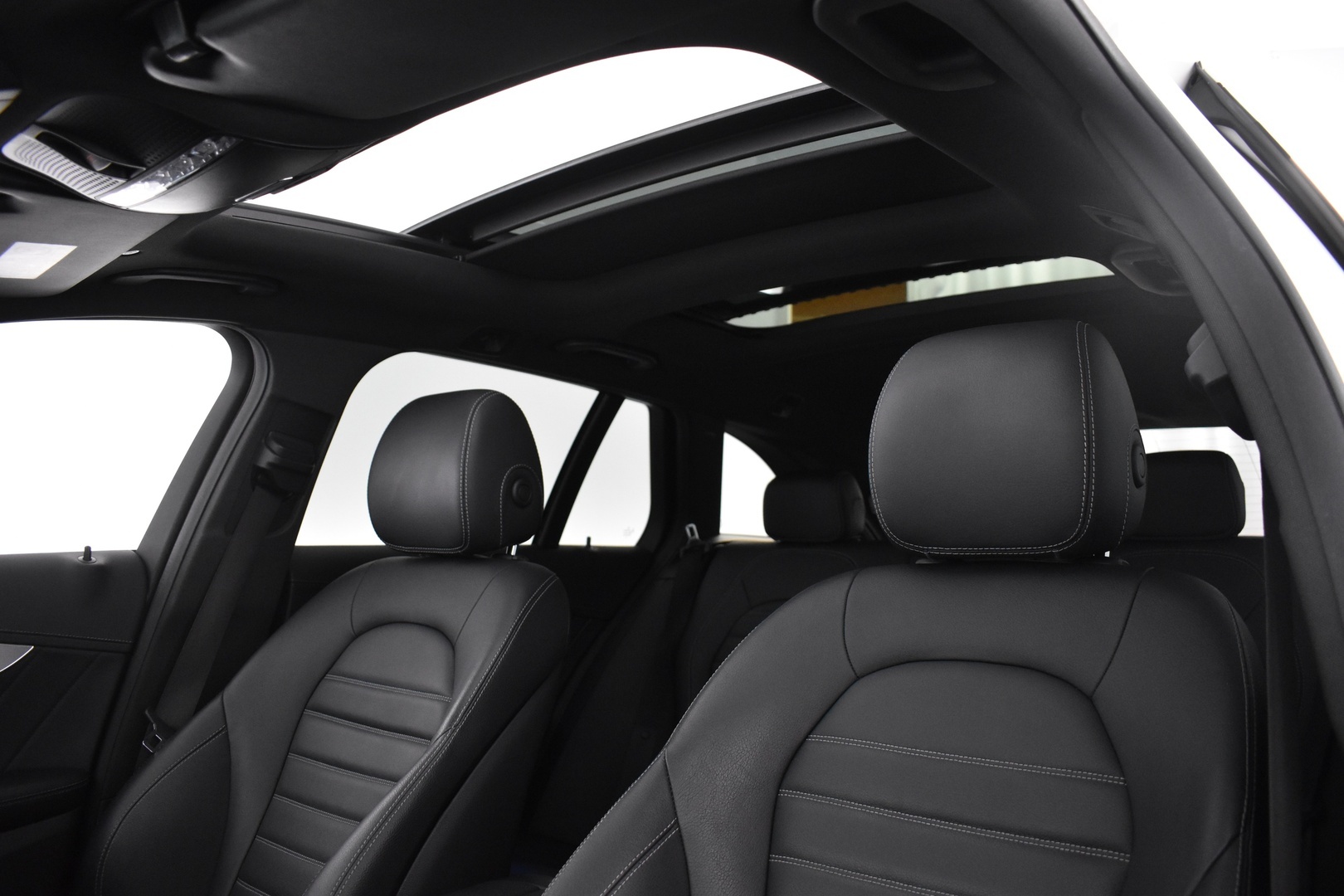 MERCEDES-BENZ C 2019